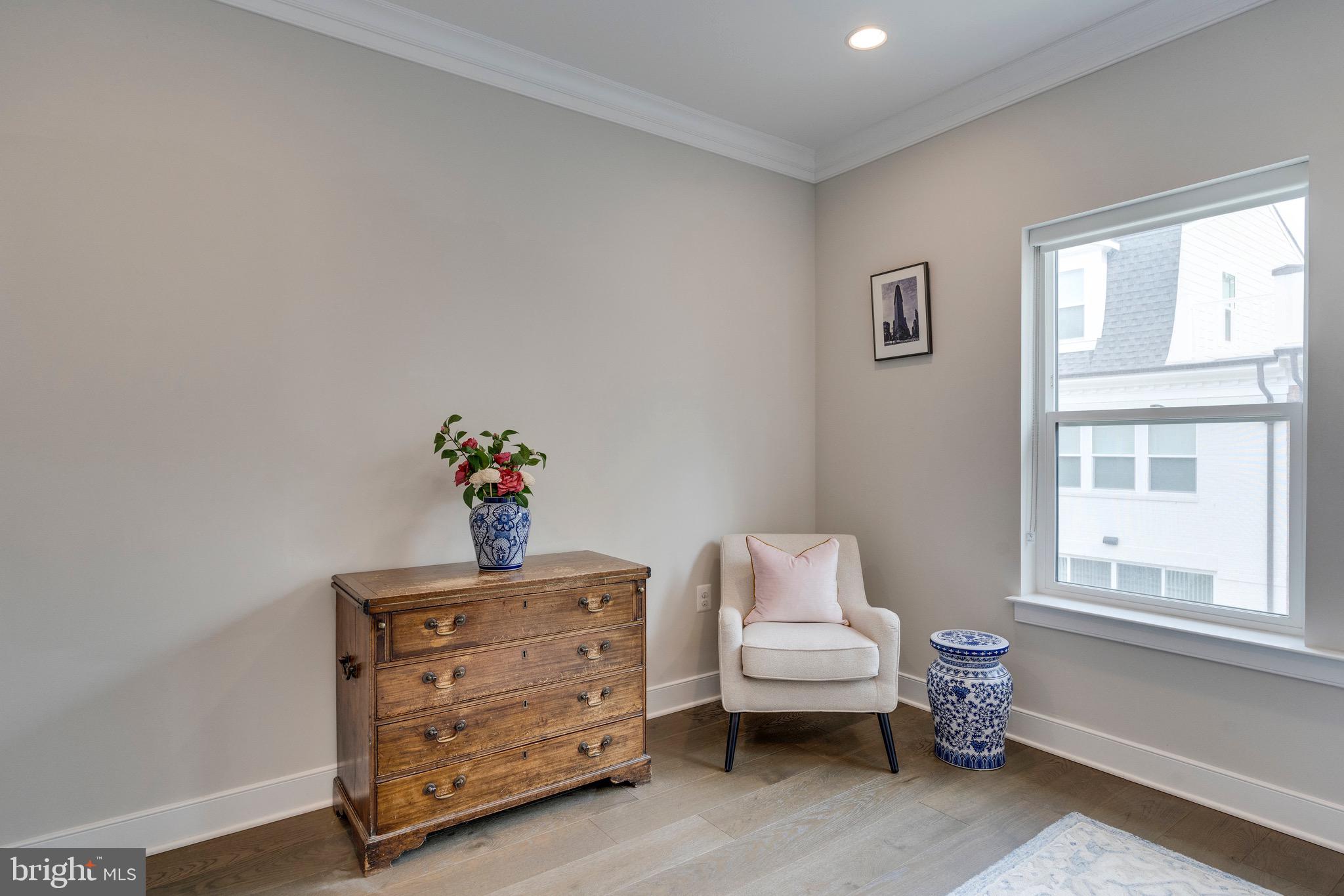10294 Grosvenor