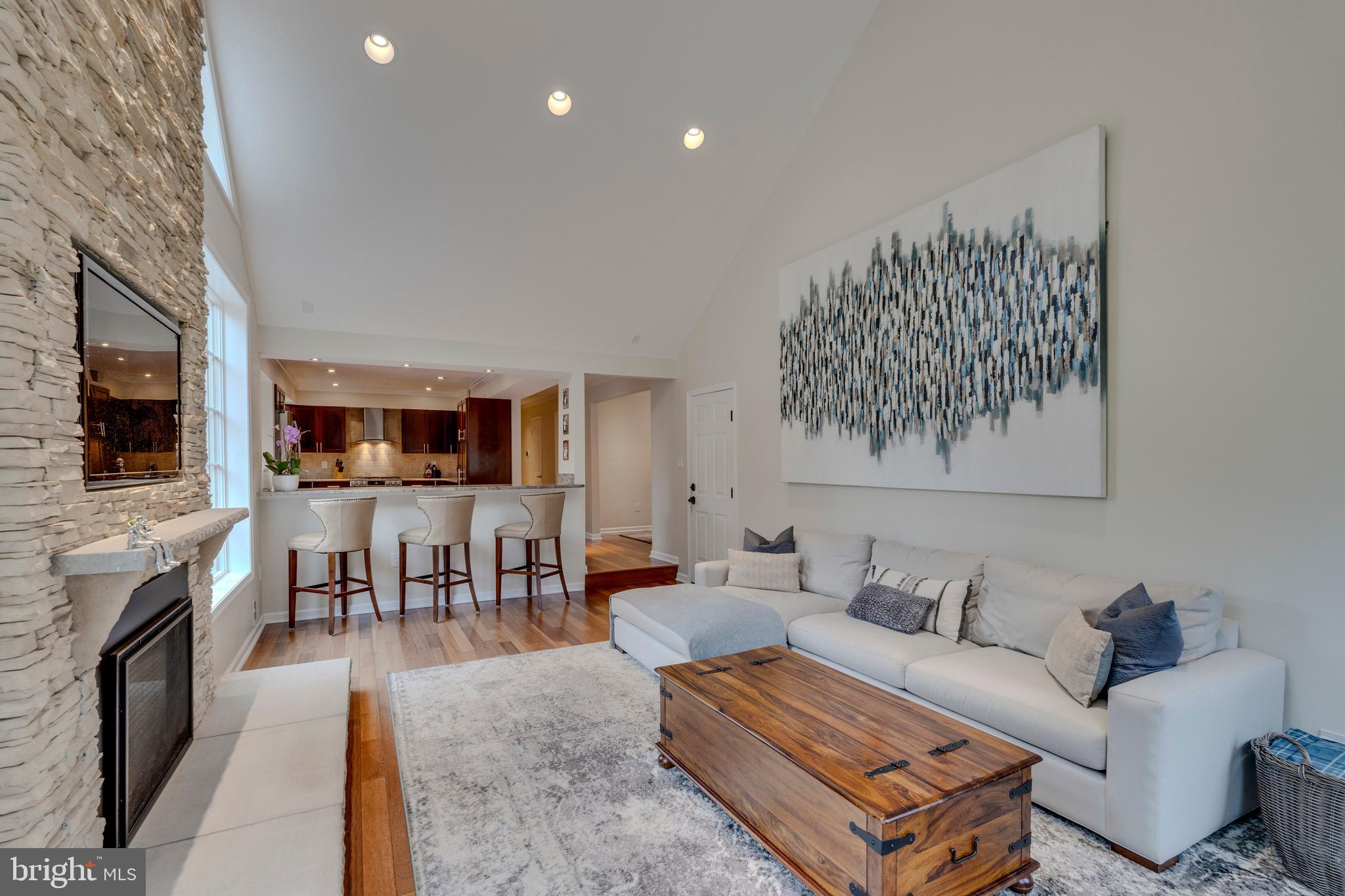 5701 Magic Mountain Dr