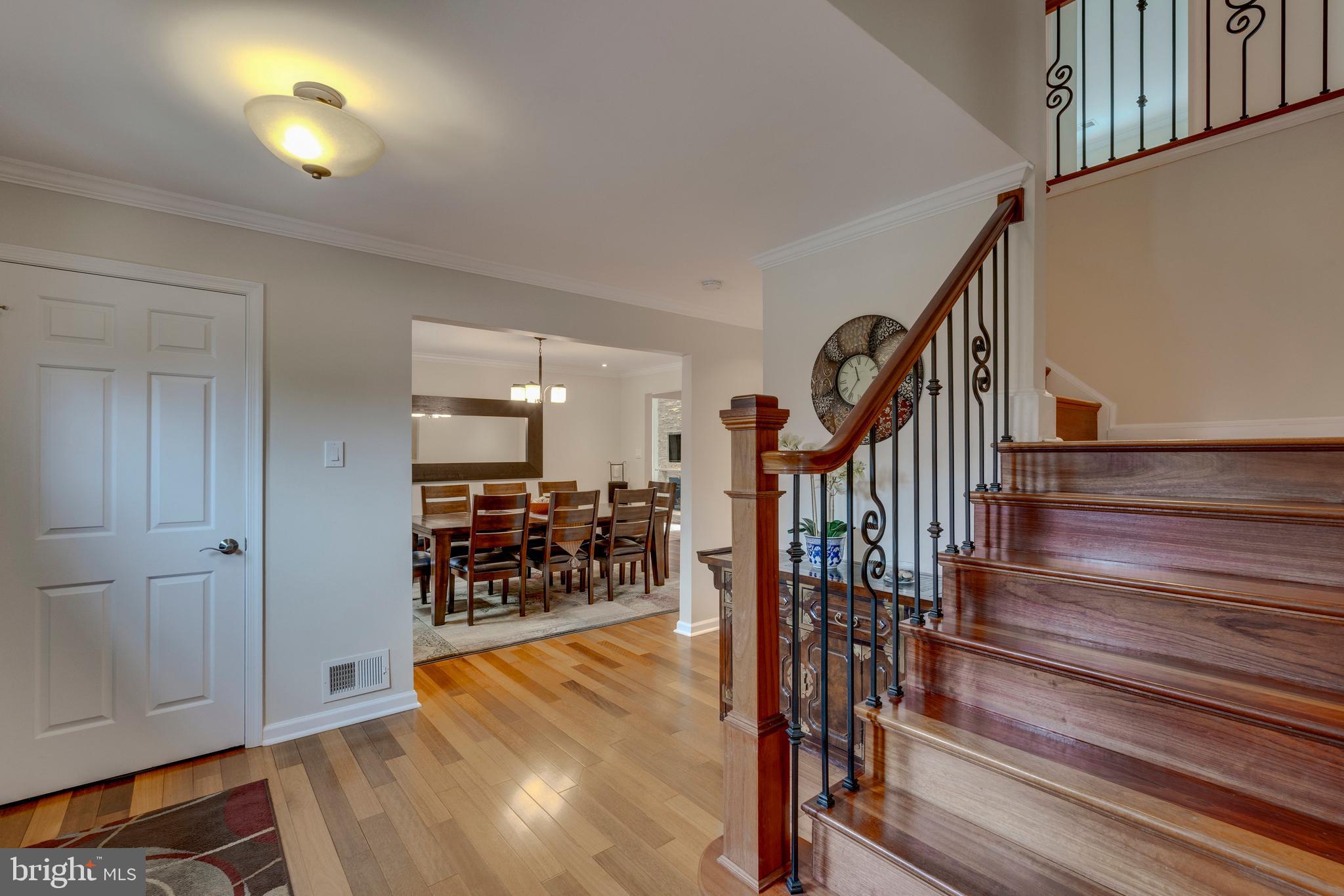 5701 Magic Mountain Dr