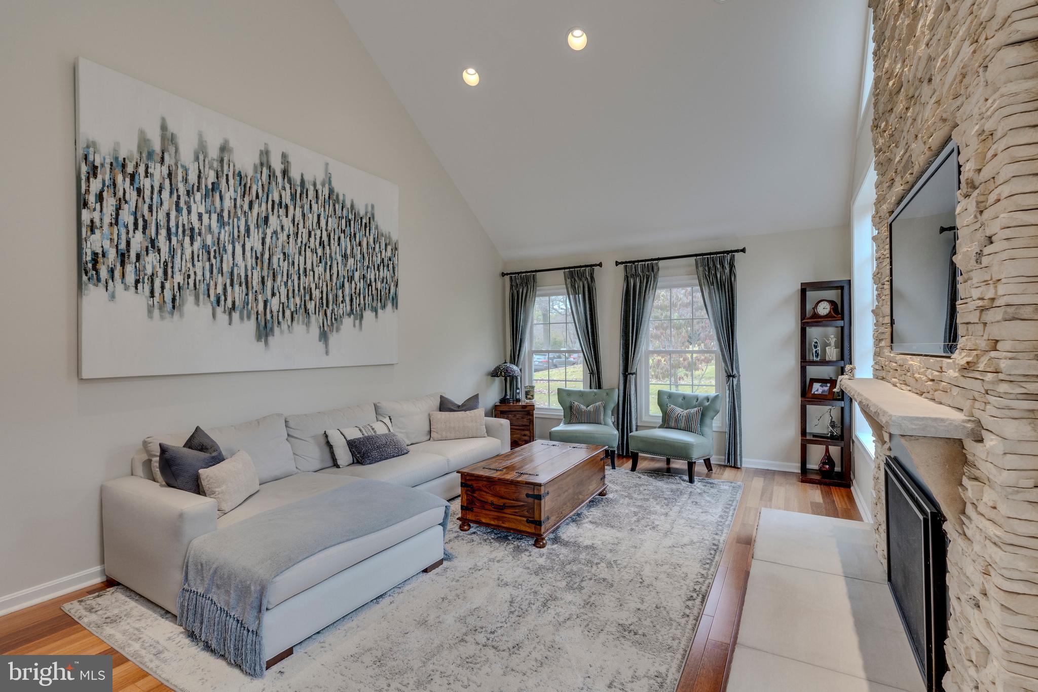 5701 Magic Mountain Dr