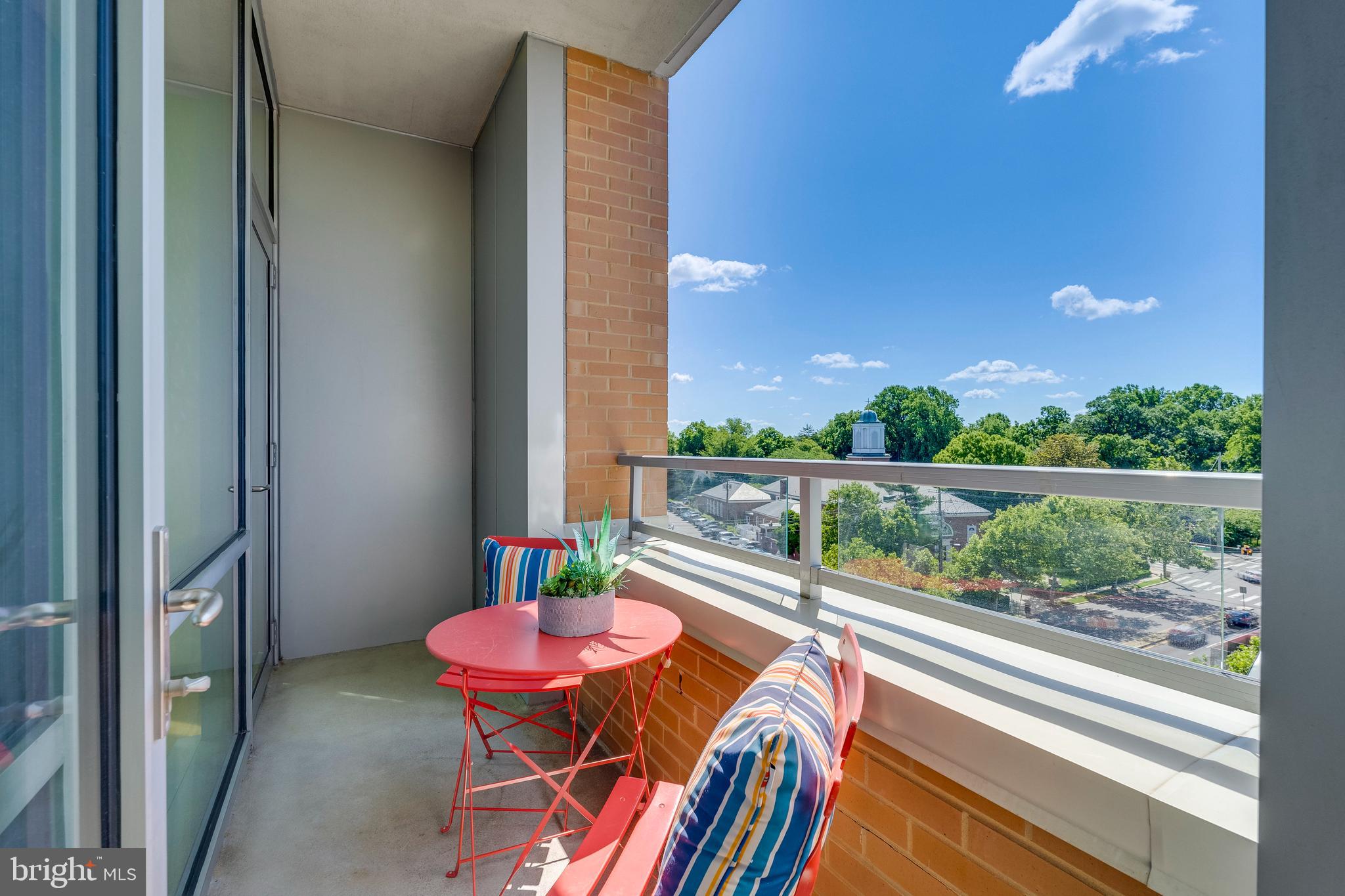6820 Wisconsin Ave #7001