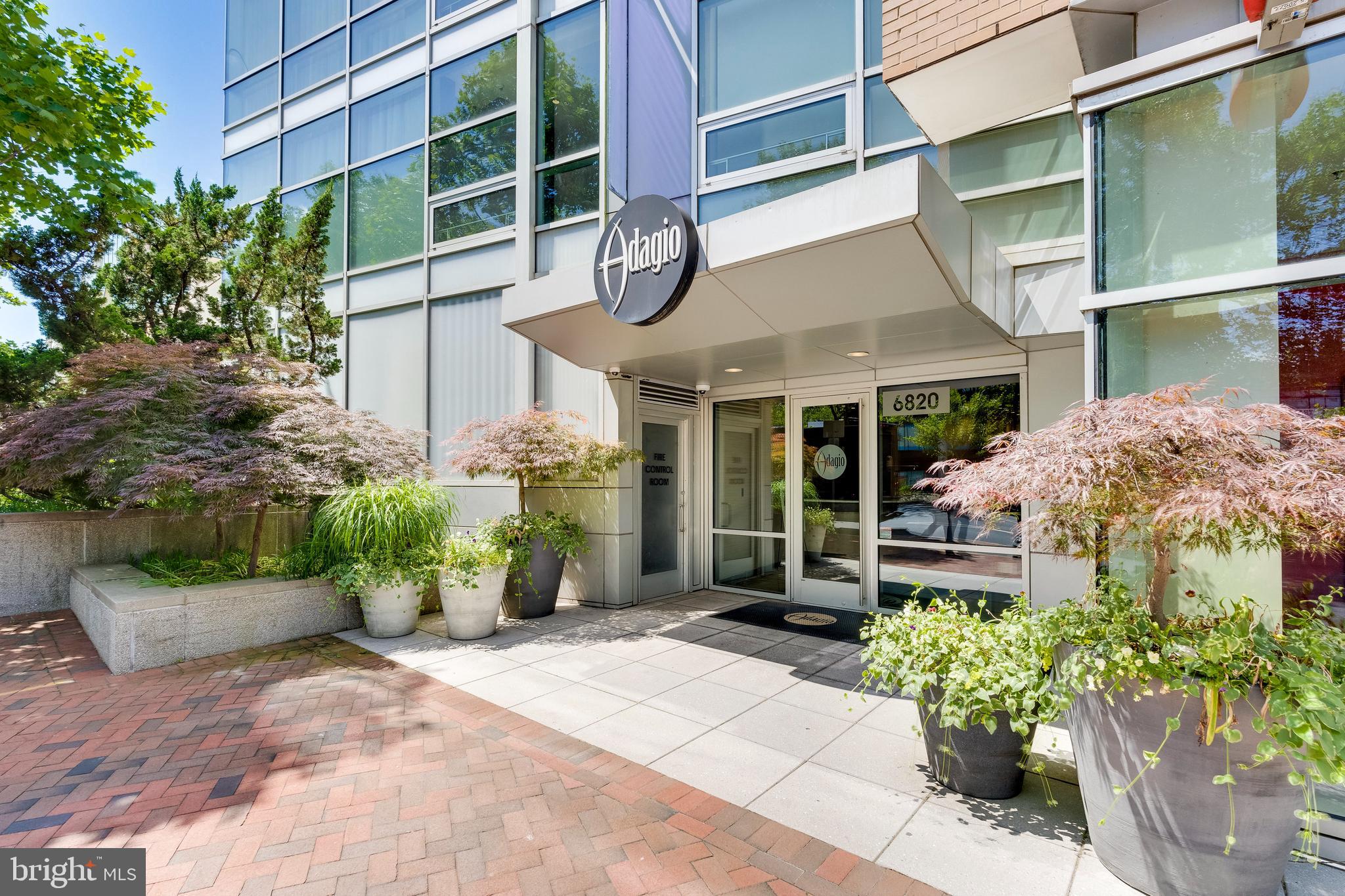 6820 Wisconsin Ave #7001