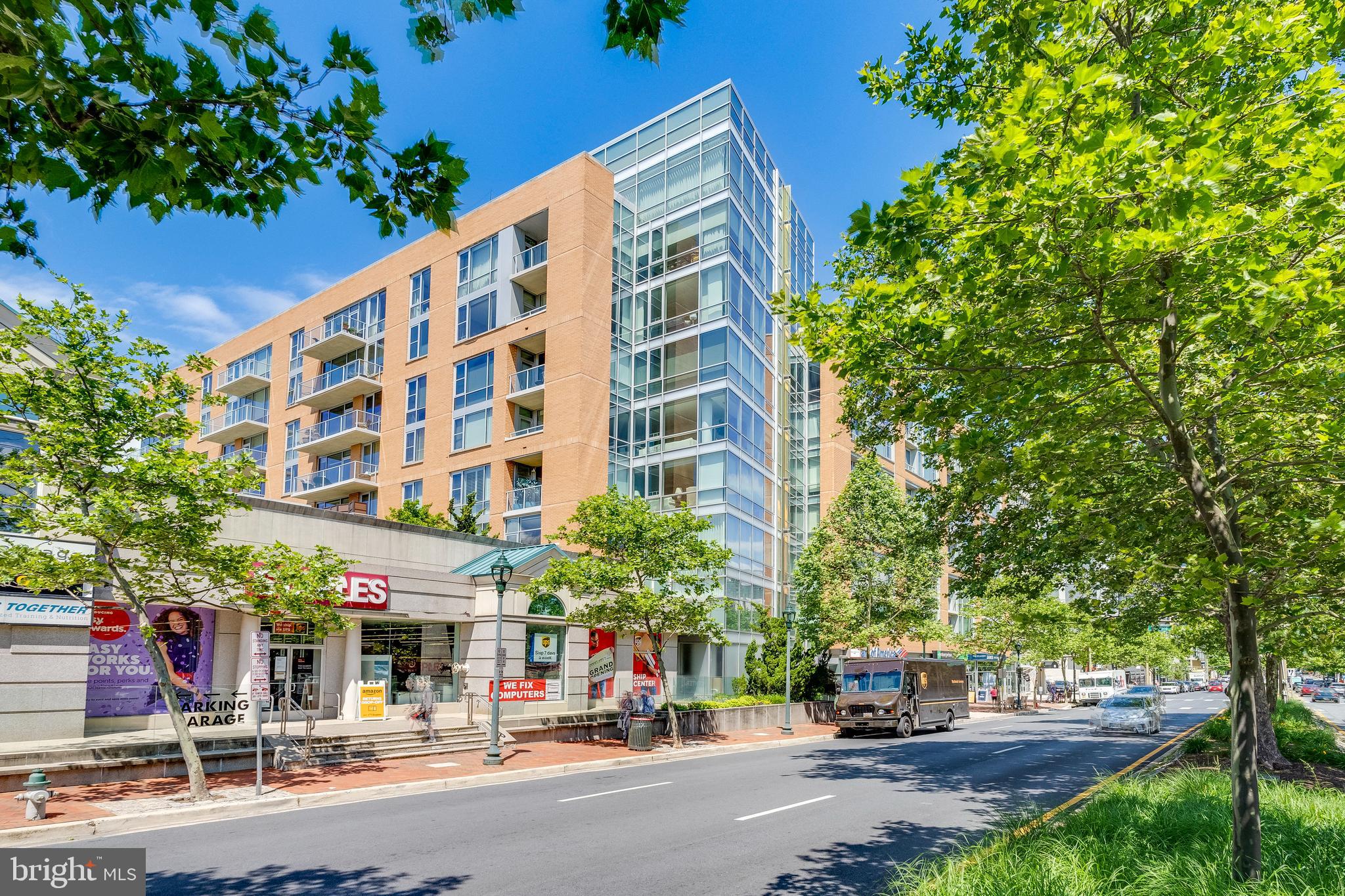 6820 Wisconsin Ave #5006