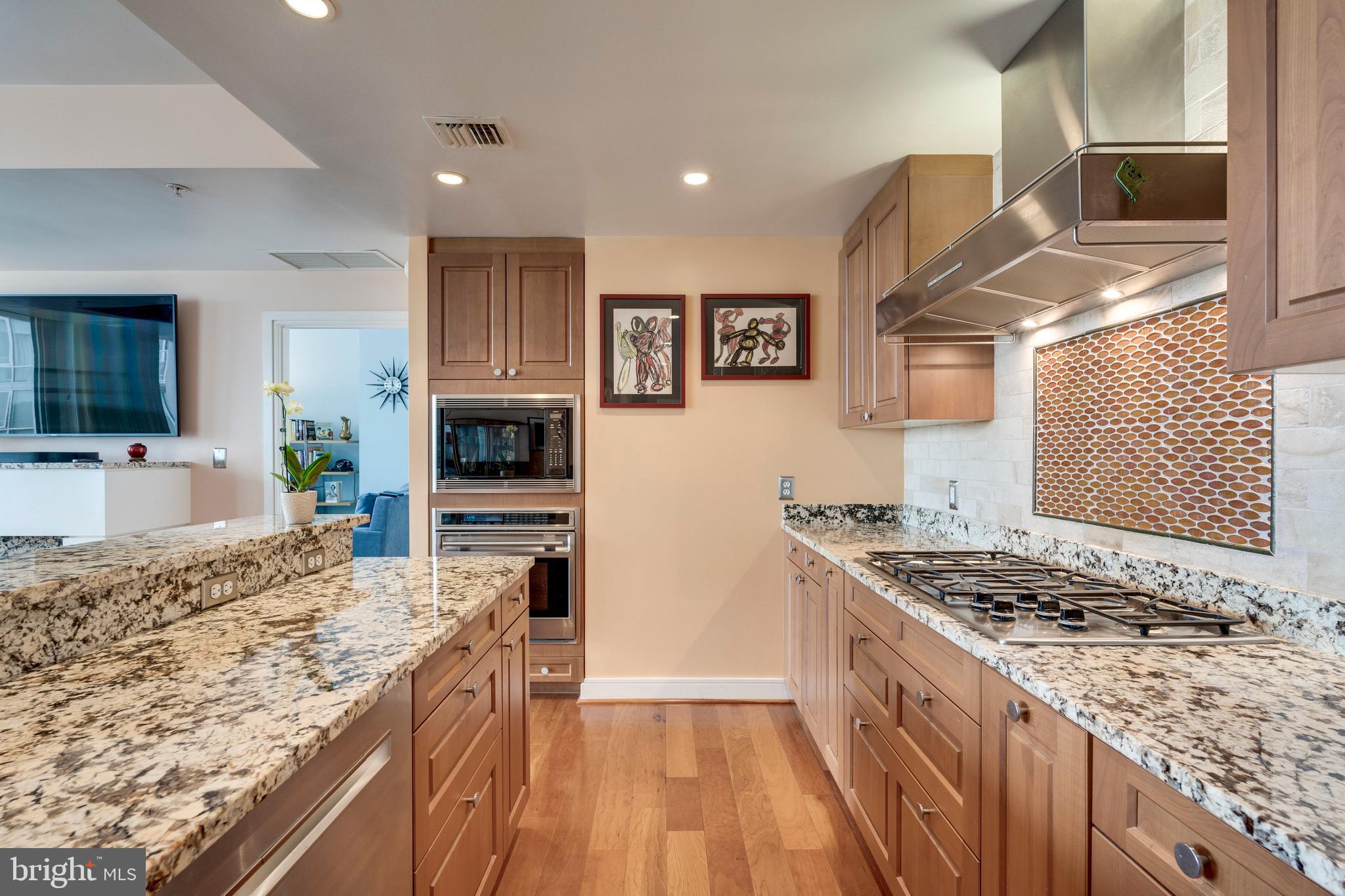6820 Wisconsin Ave #5006