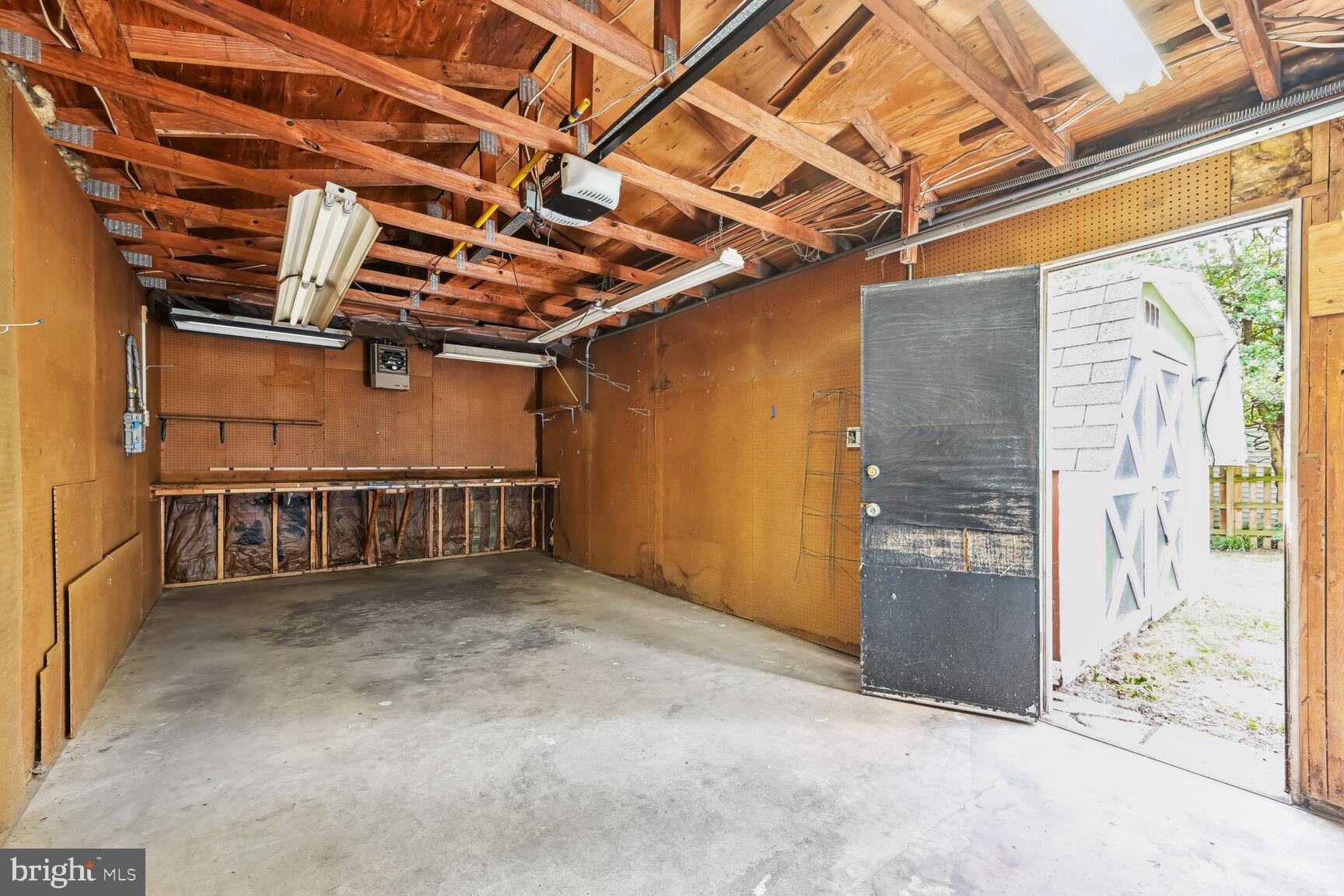 10113 Grant Ave