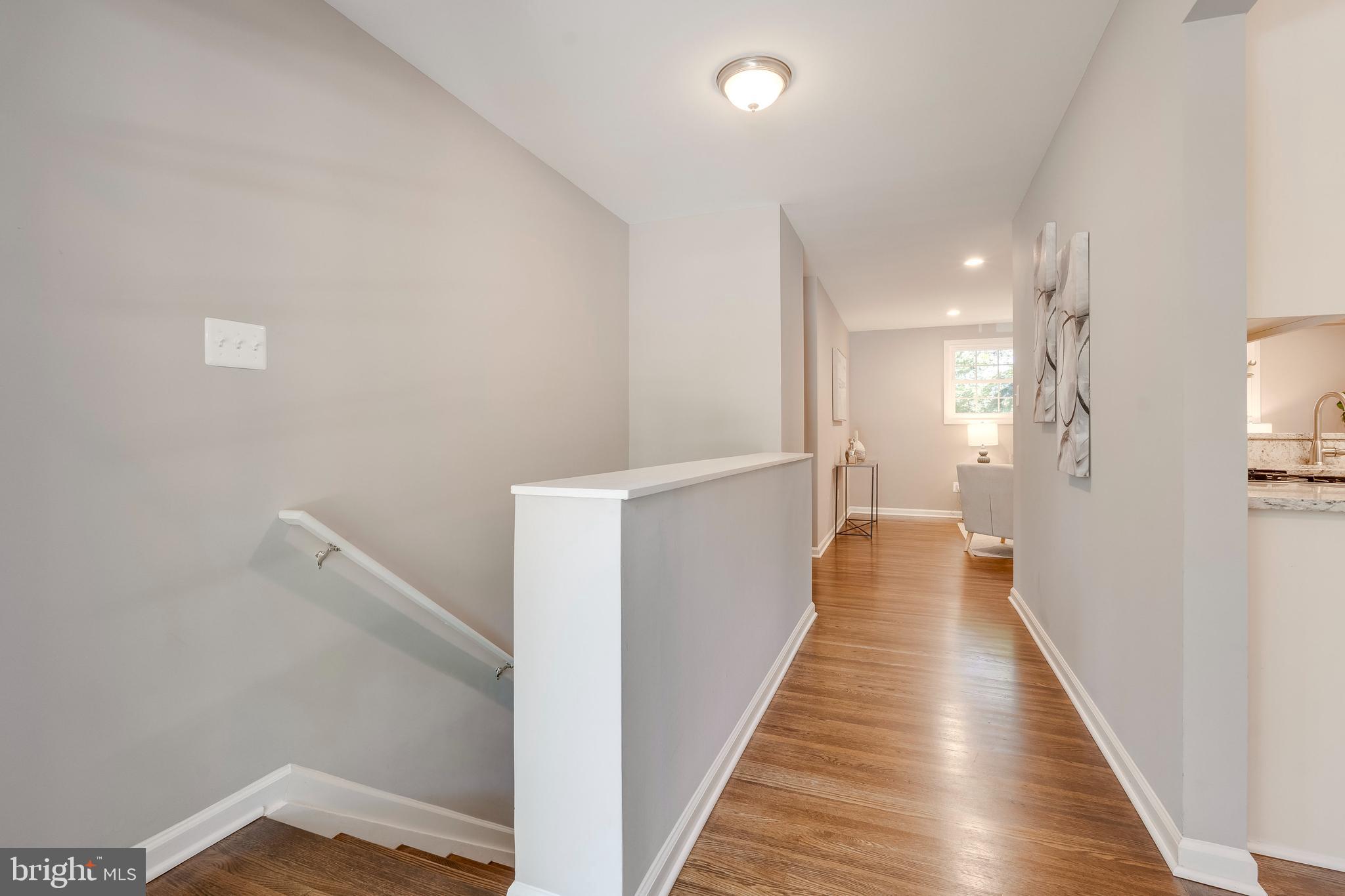 3833 Denfeld Ave