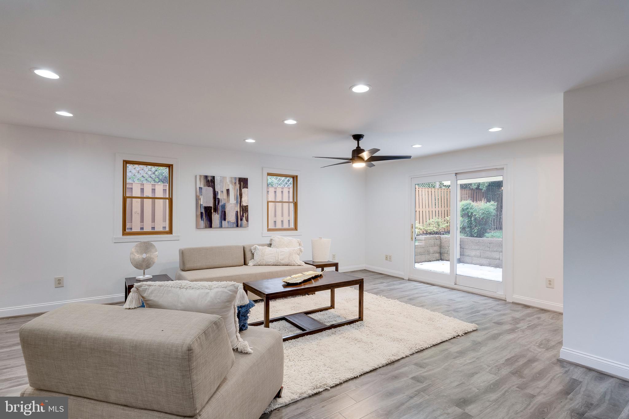 3511 Decatur Ave
