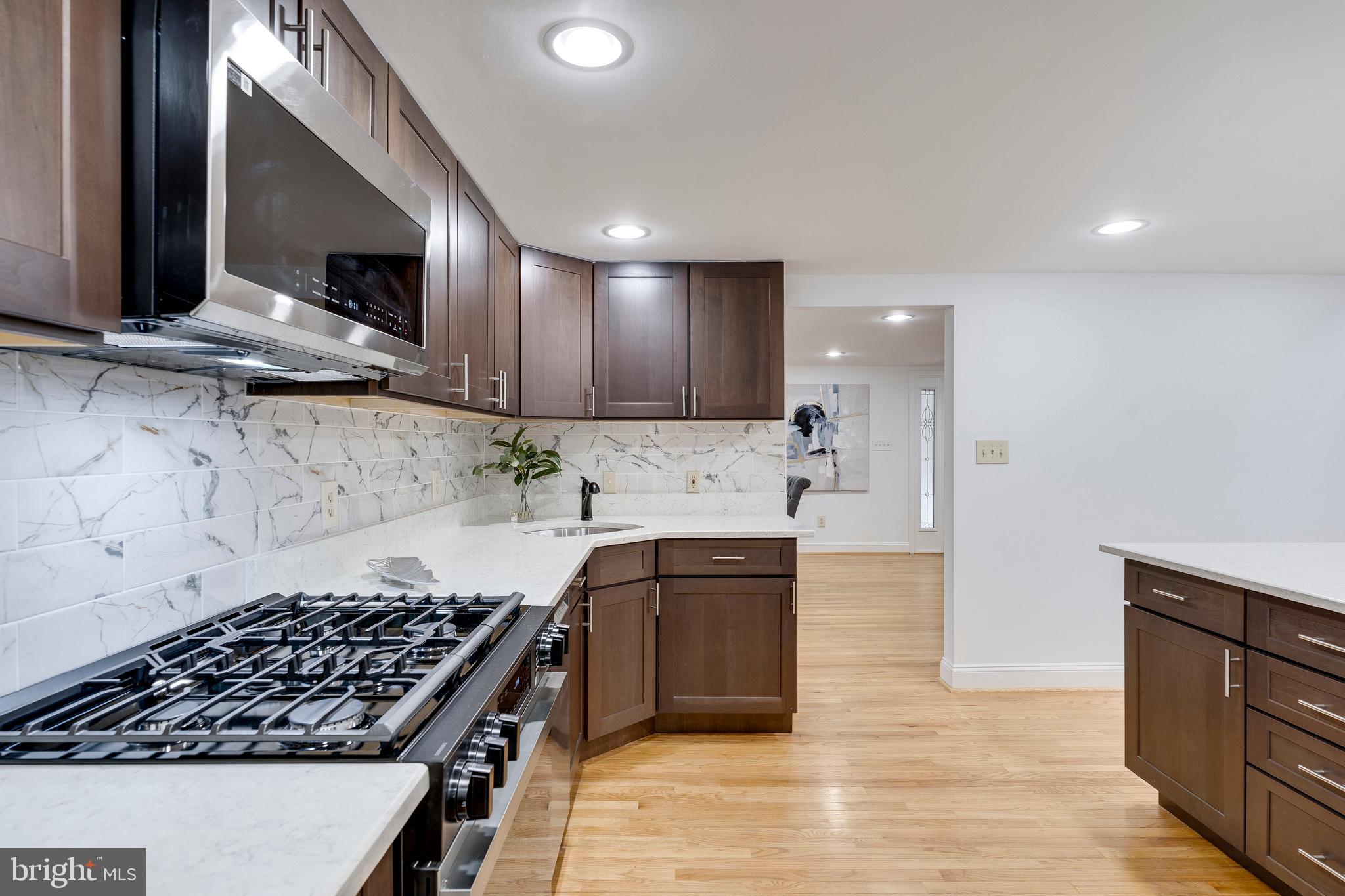 3511 Decatur Ave