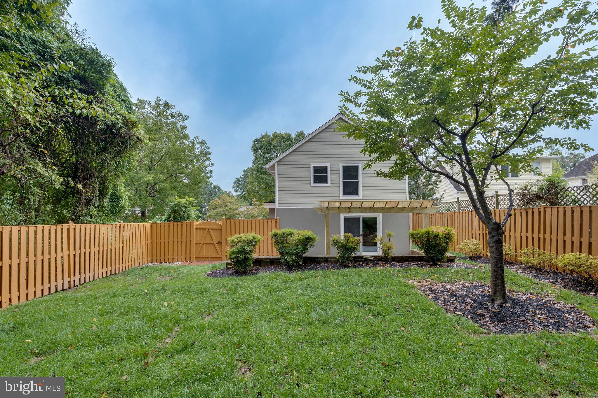 3511 Decatur Ave