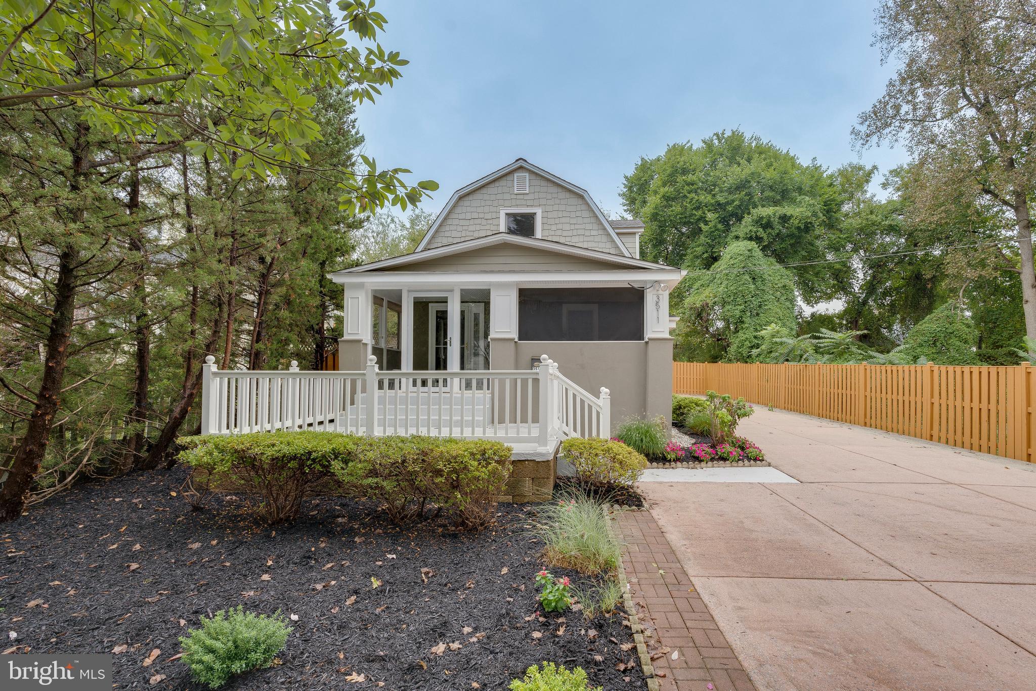 3511 Decatur Ave