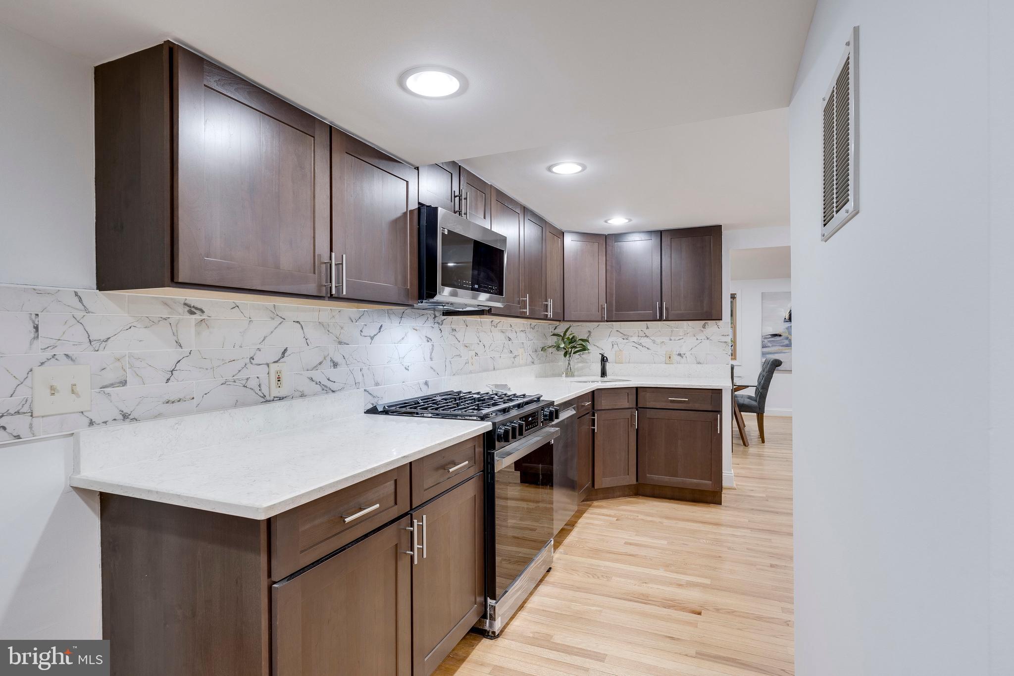 3511 Decatur Ave