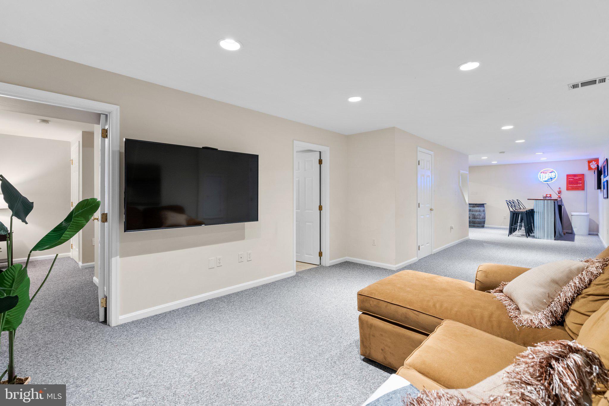 15105 Gravenhurst Ter