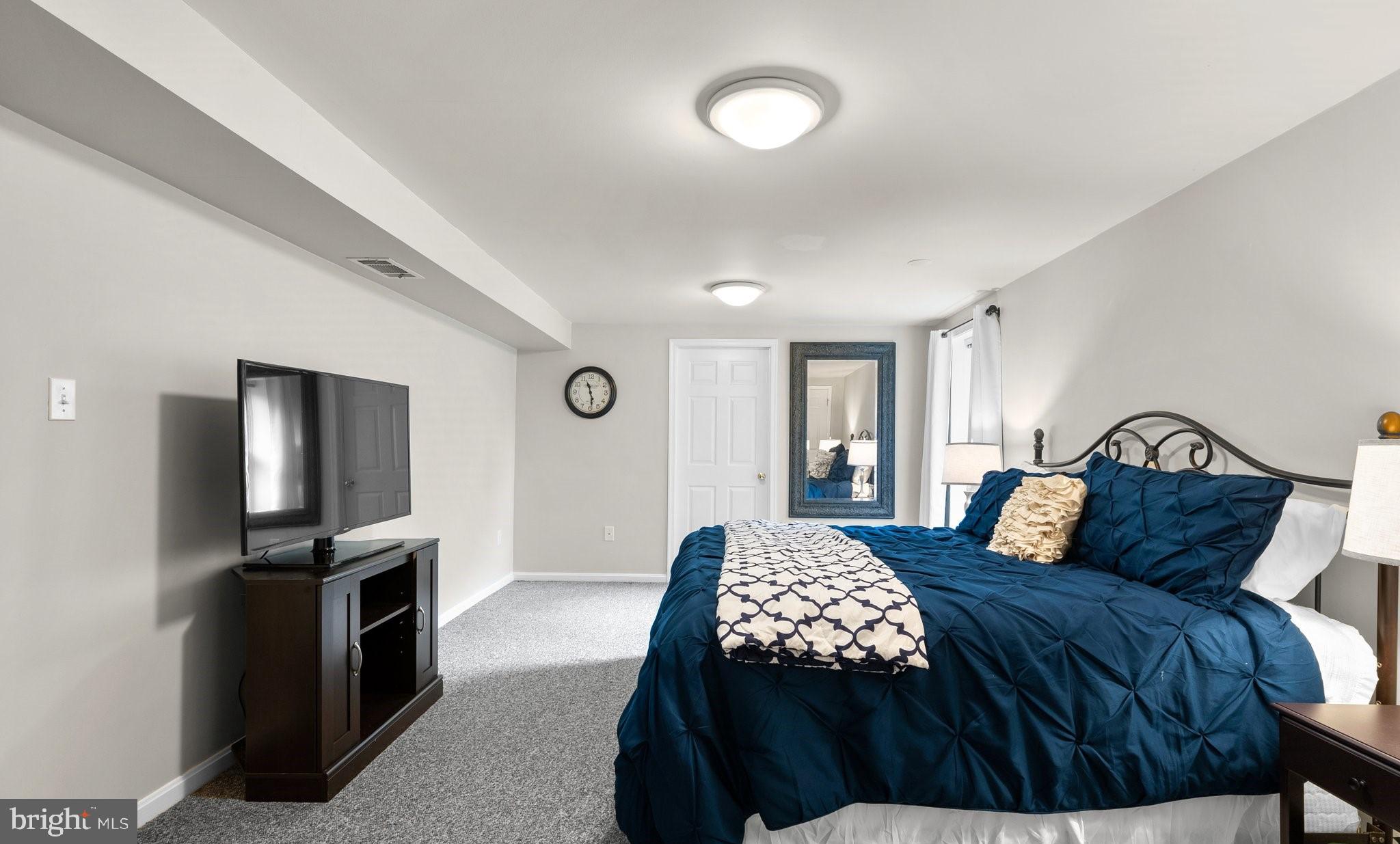 15105 Gravenhurst Ter