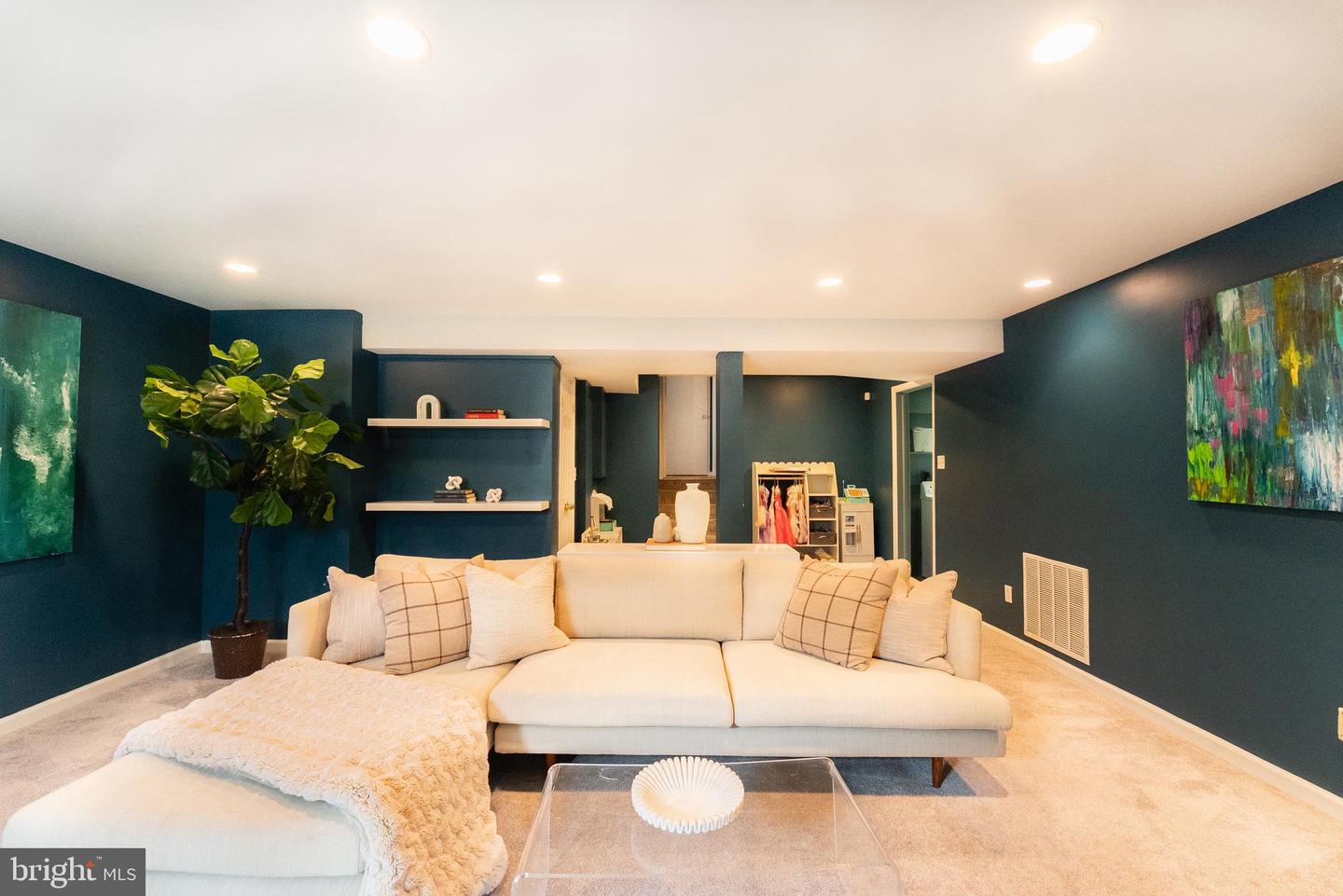 5801 Ogden Ct