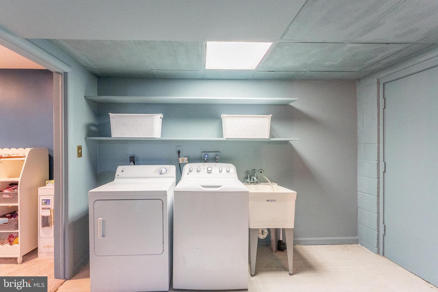 5801 Ogden Ct