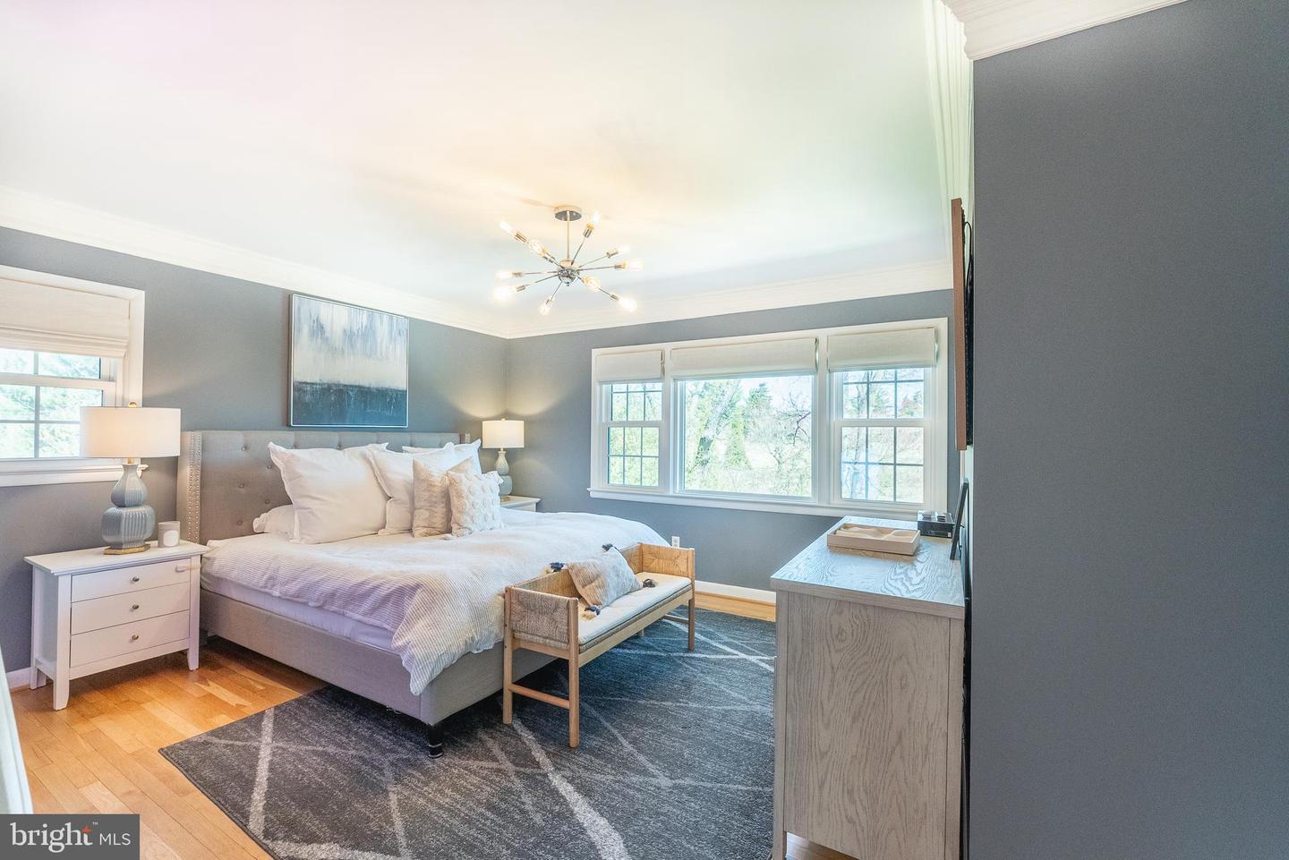 5801 Ogden Ct