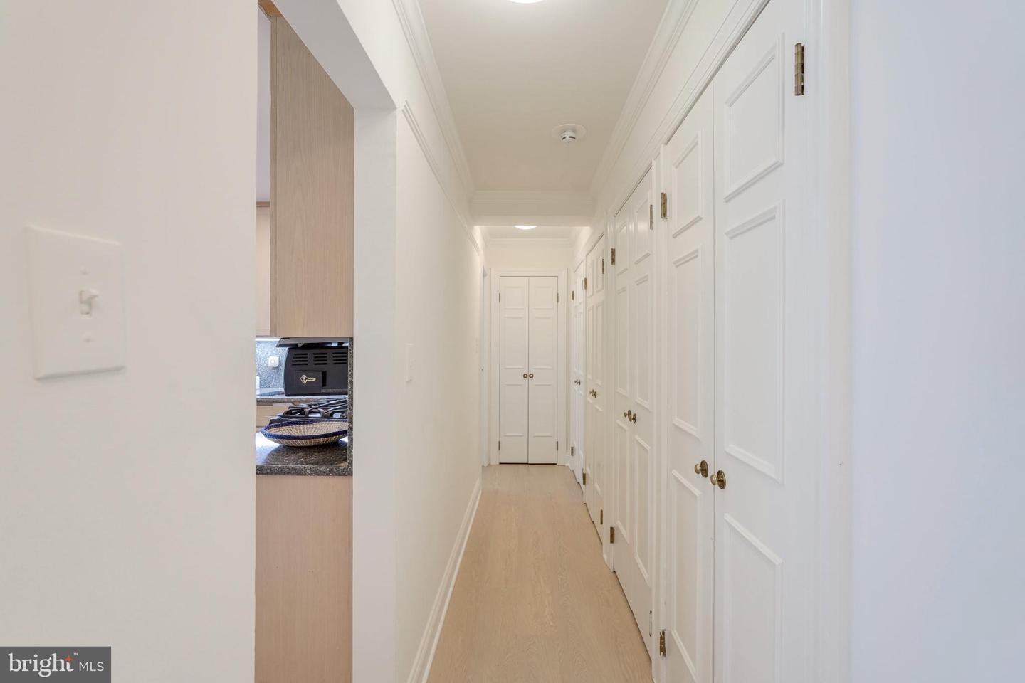 4720 Chevy Chase Dr #204