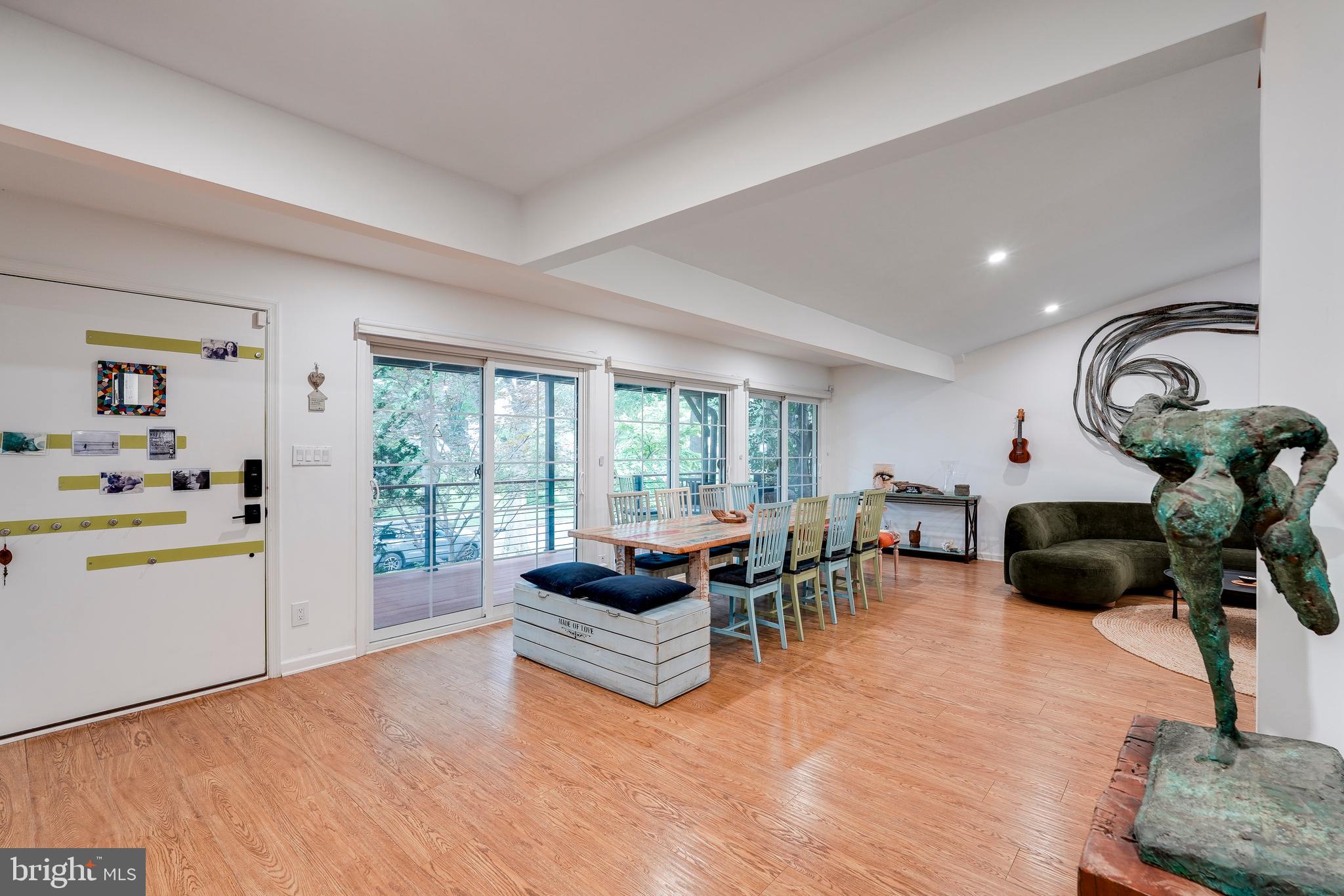 929 Farm Haven Dr