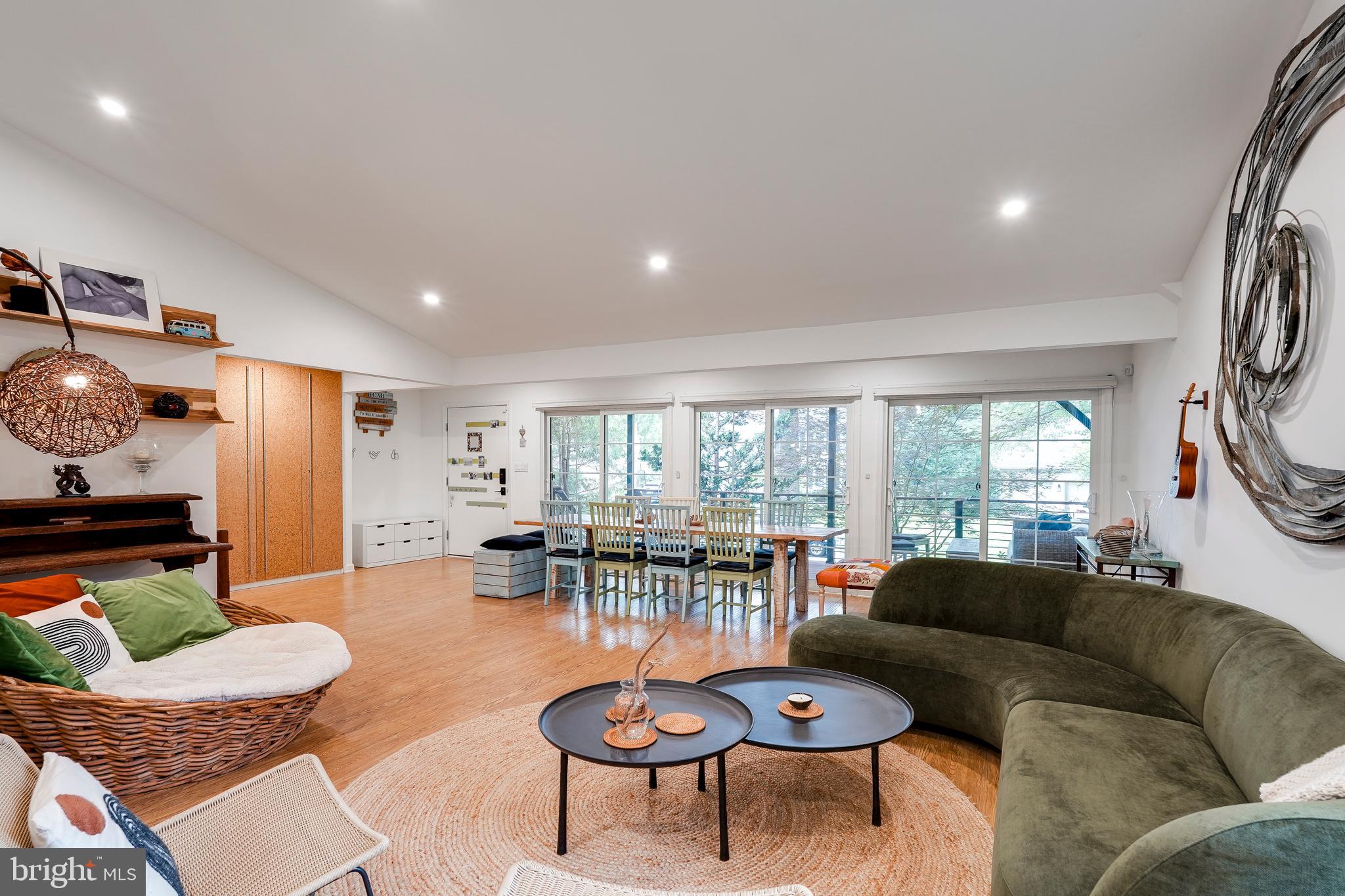 929 Farm Haven Dr