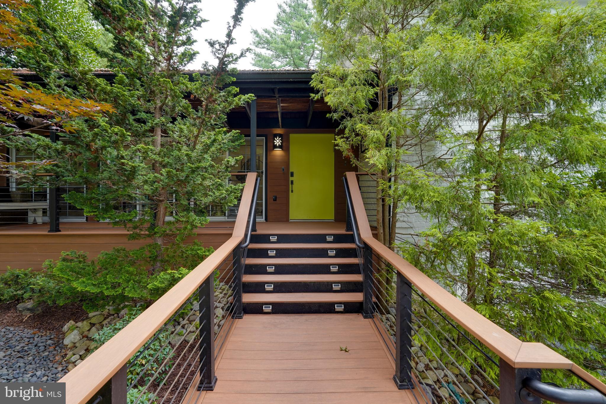 929 Farm Haven Dr