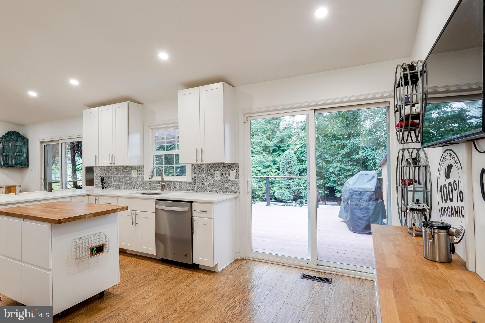 929 Farm Haven Dr