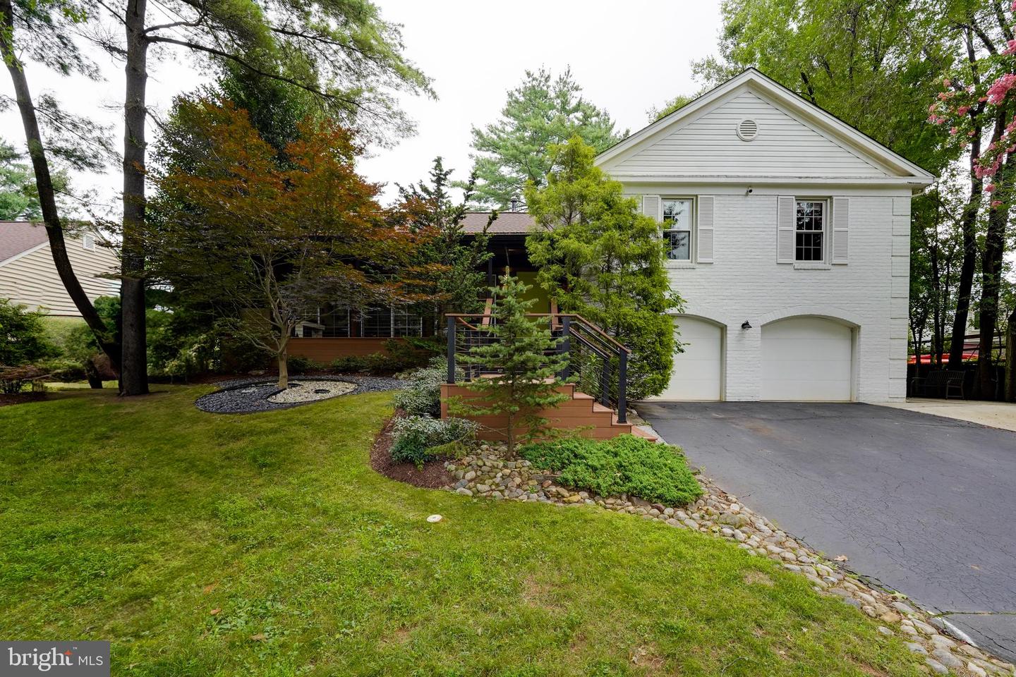 929 Farm Haven Dr