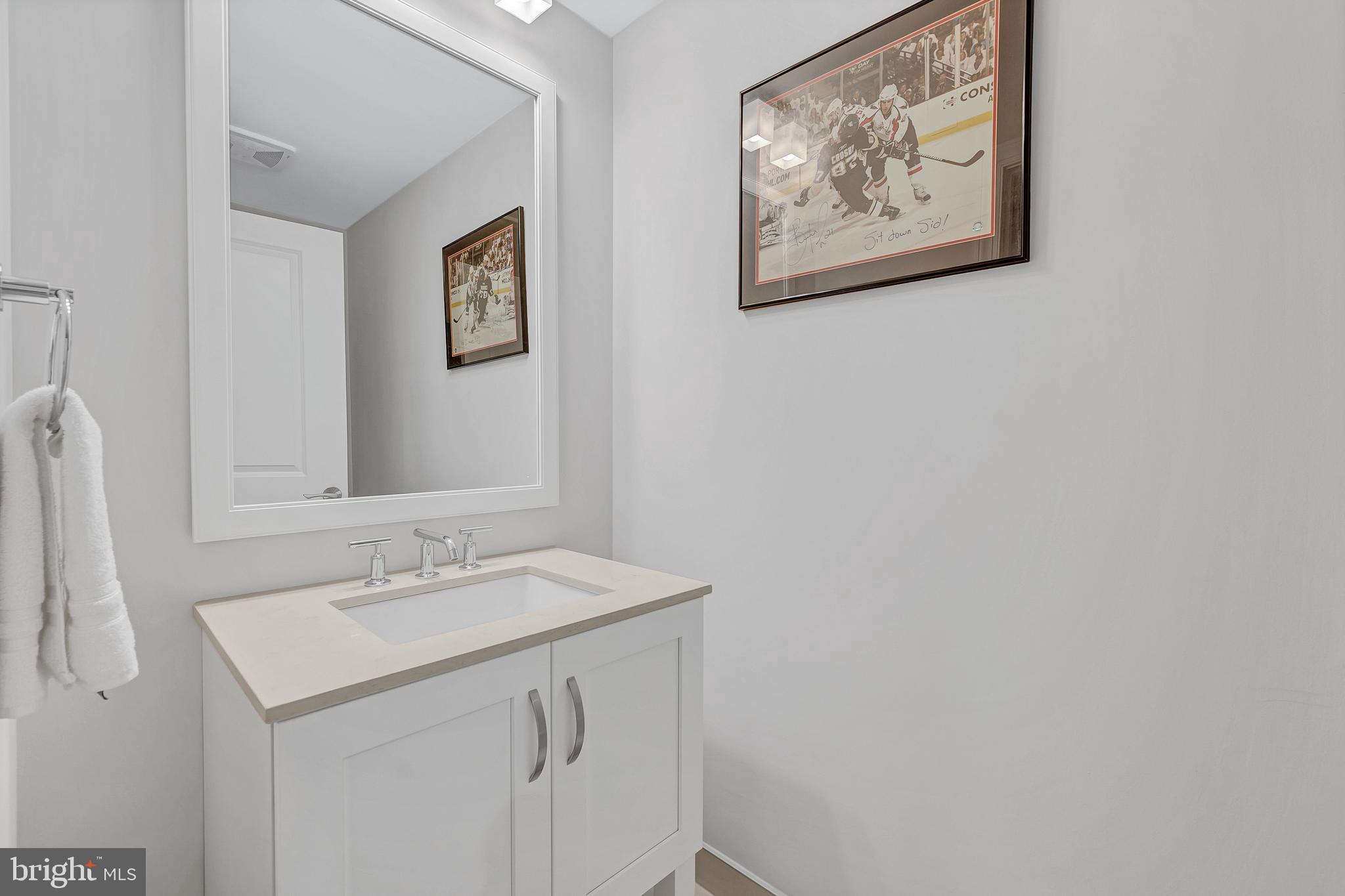 4915 HAMPDEN LANE 204