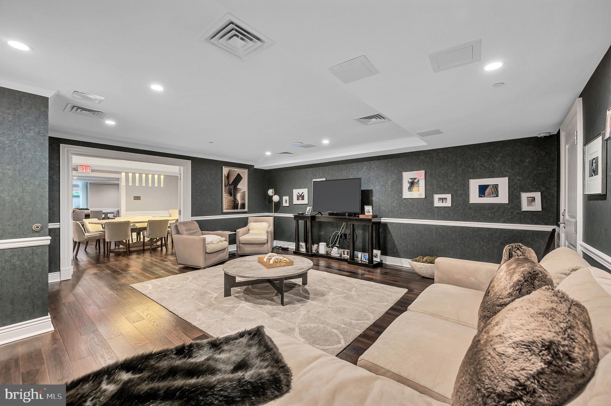 4915 HAMPDEN LANE 204