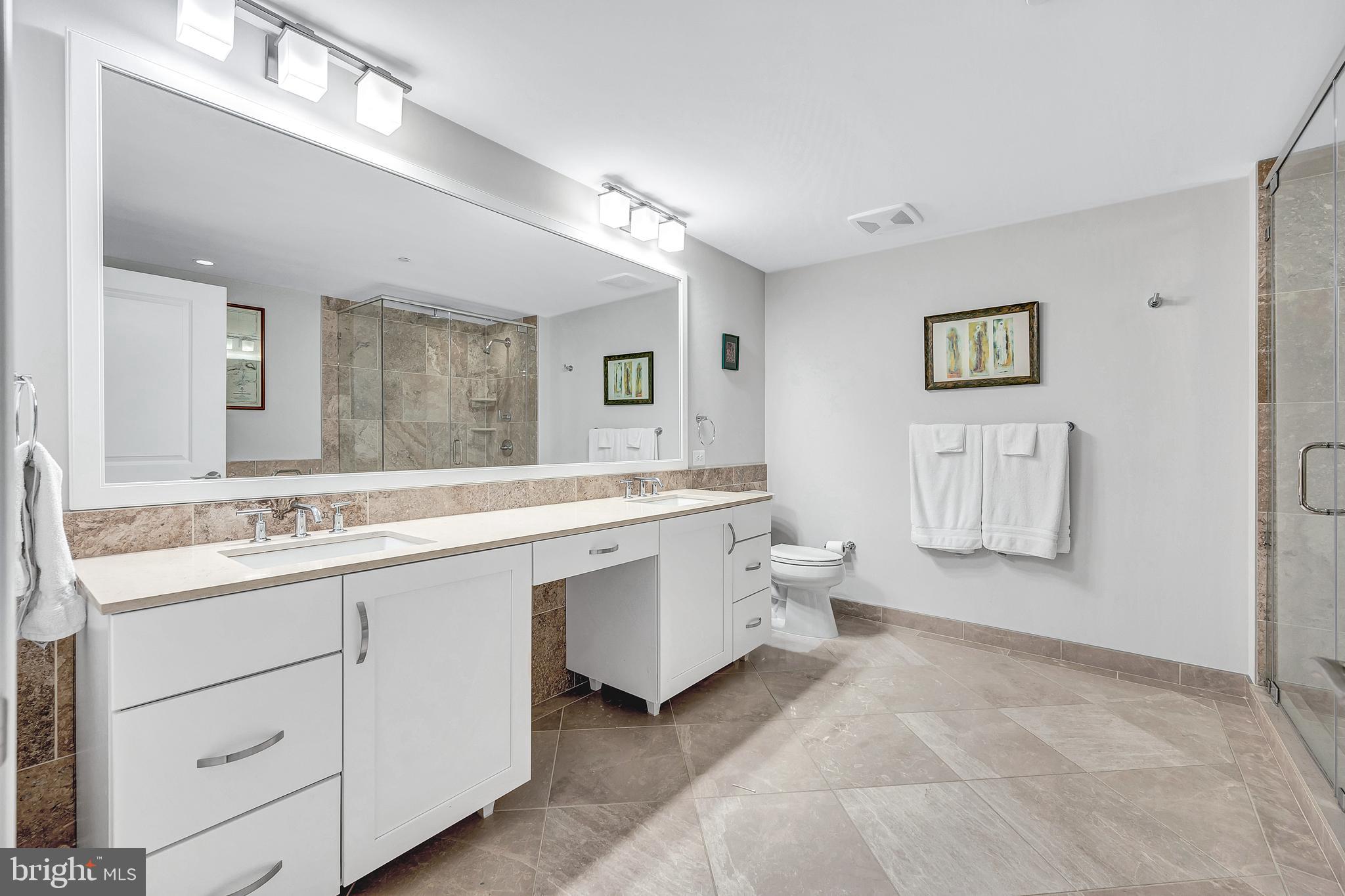 4915 HAMPDEN LANE 204