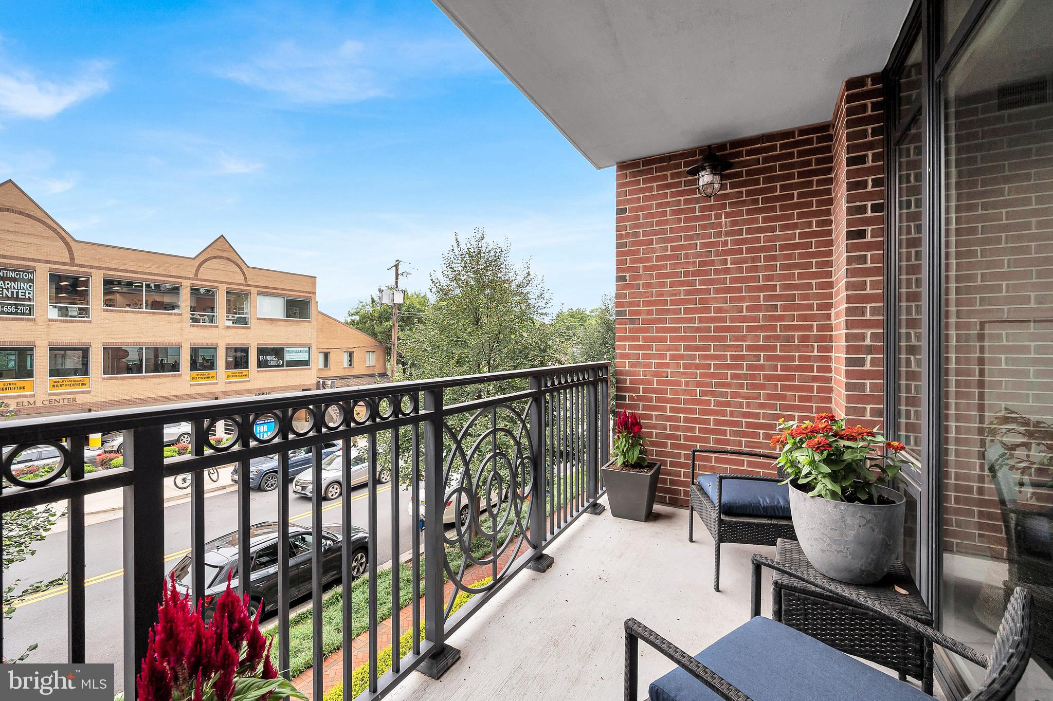 4915 HAMPDEN LANE 204