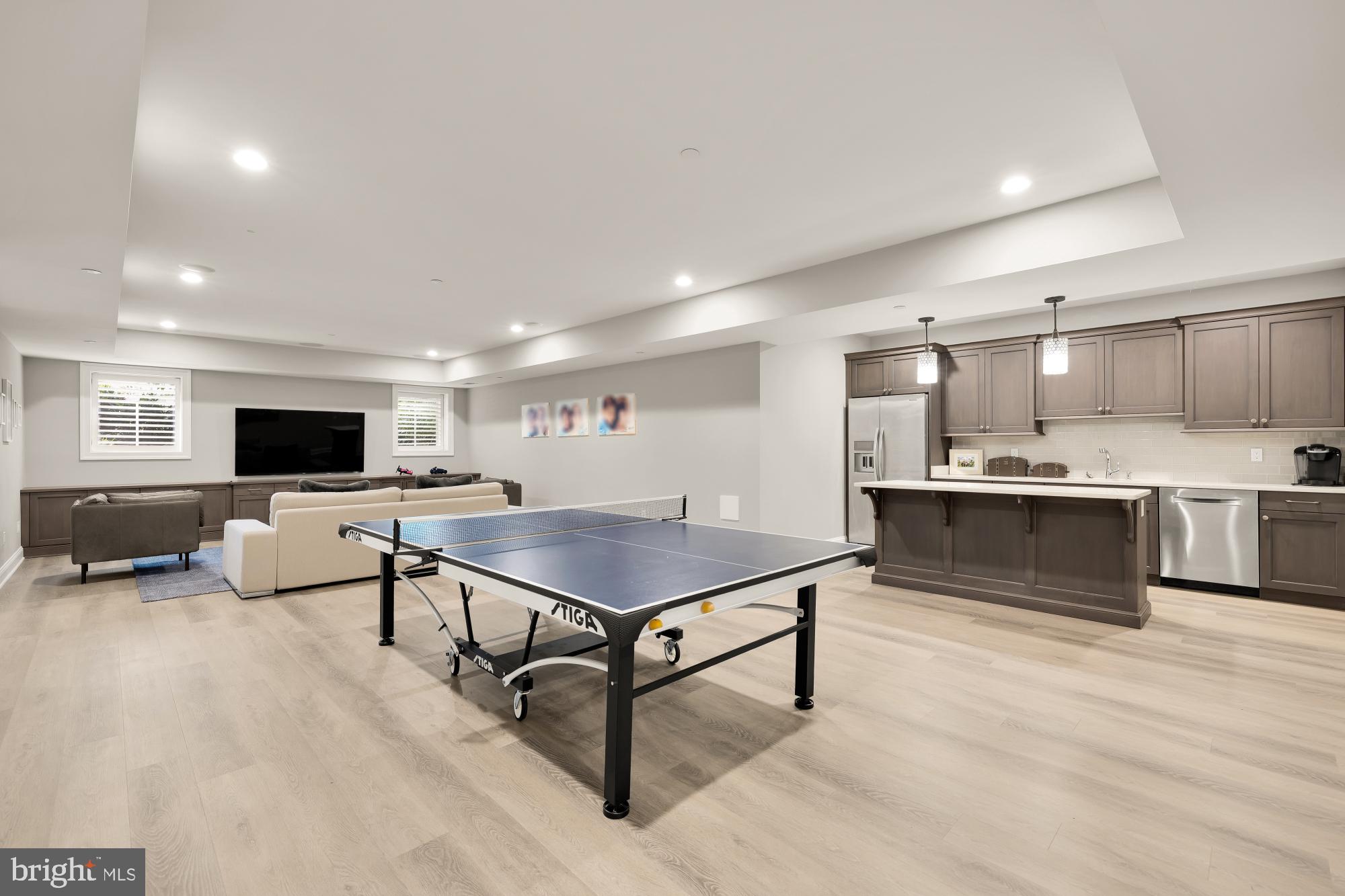 6617 LYBROOK COURT