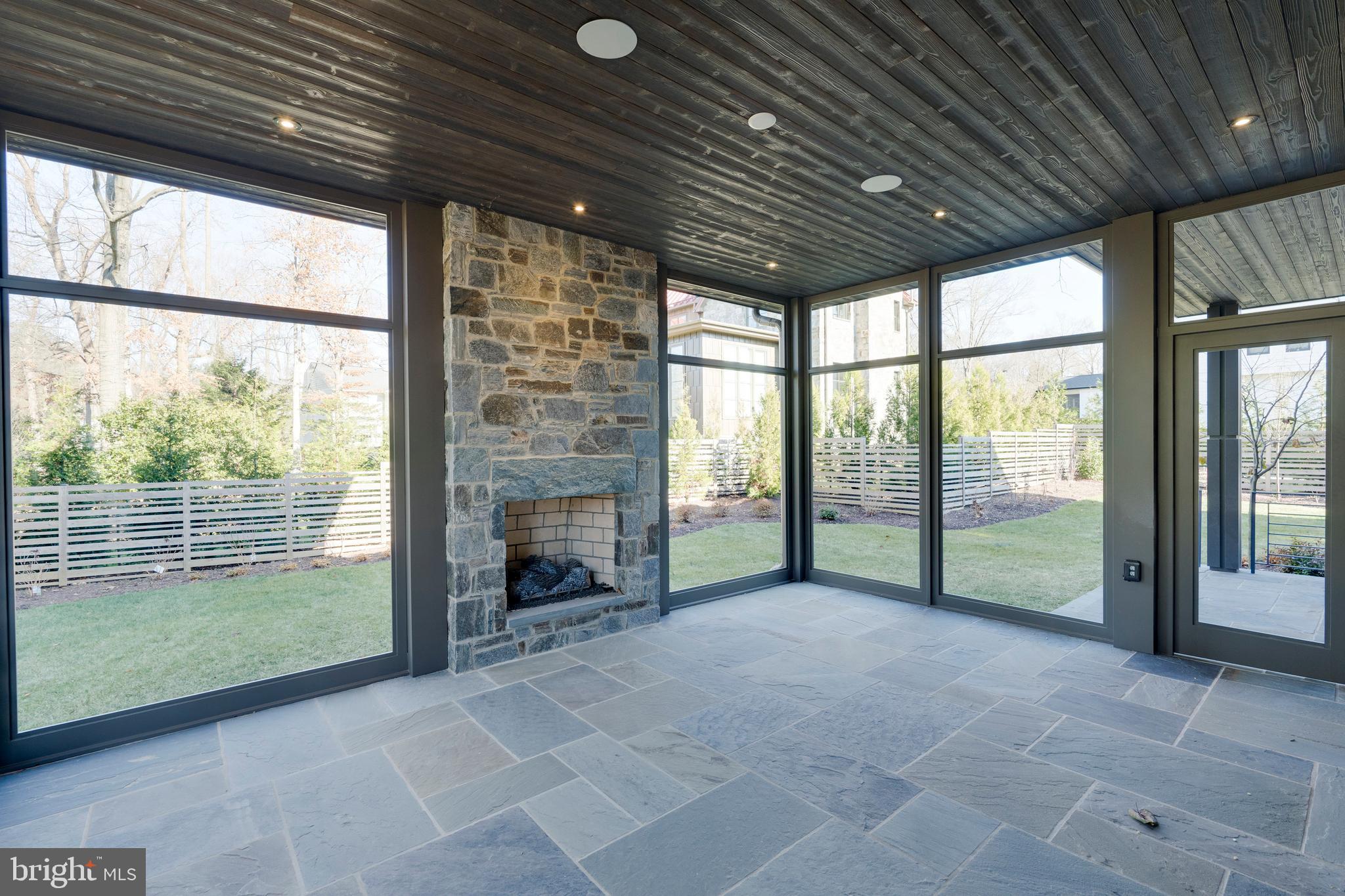7029 LONGWOOD DRIVE