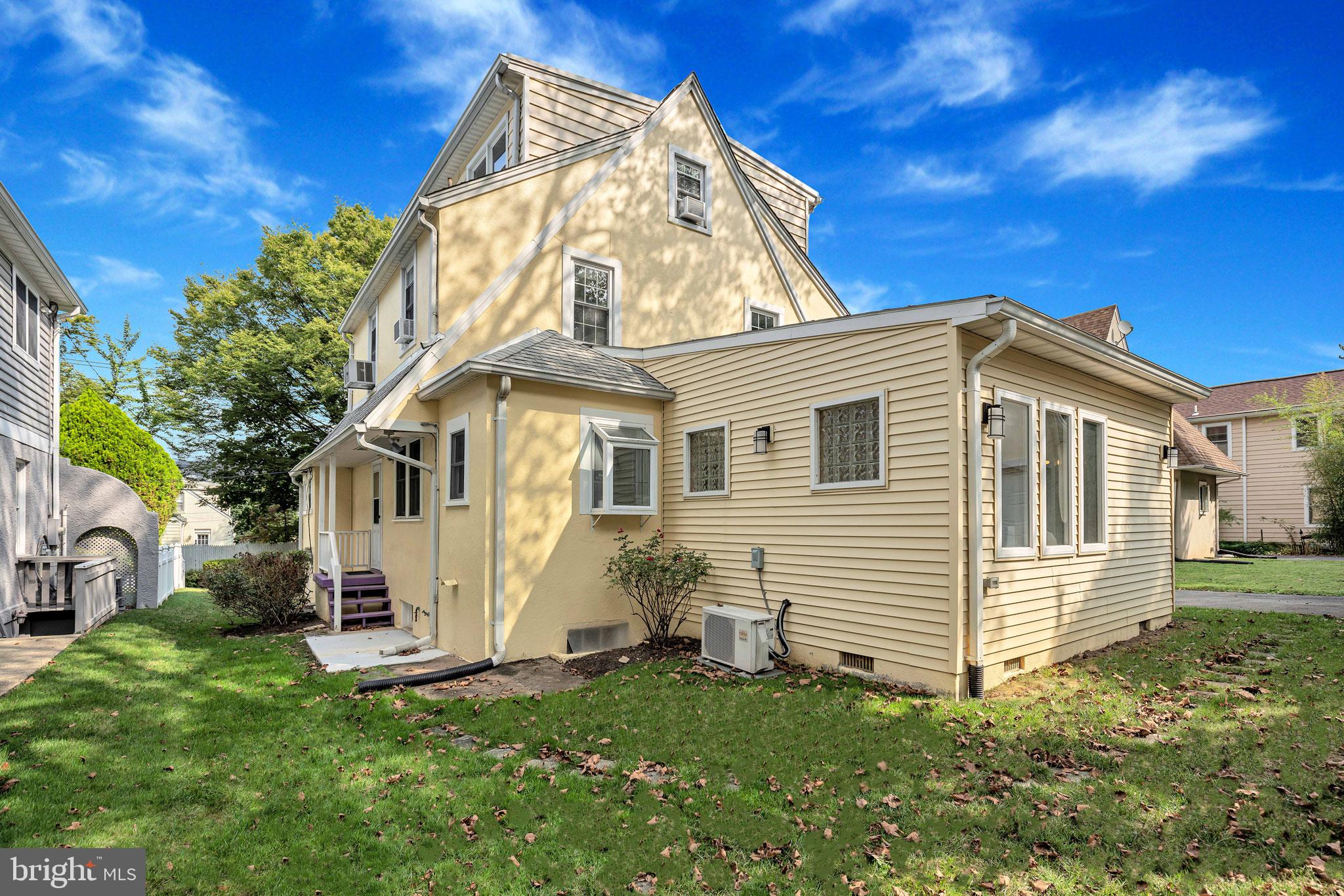 5120 WILSON LANE