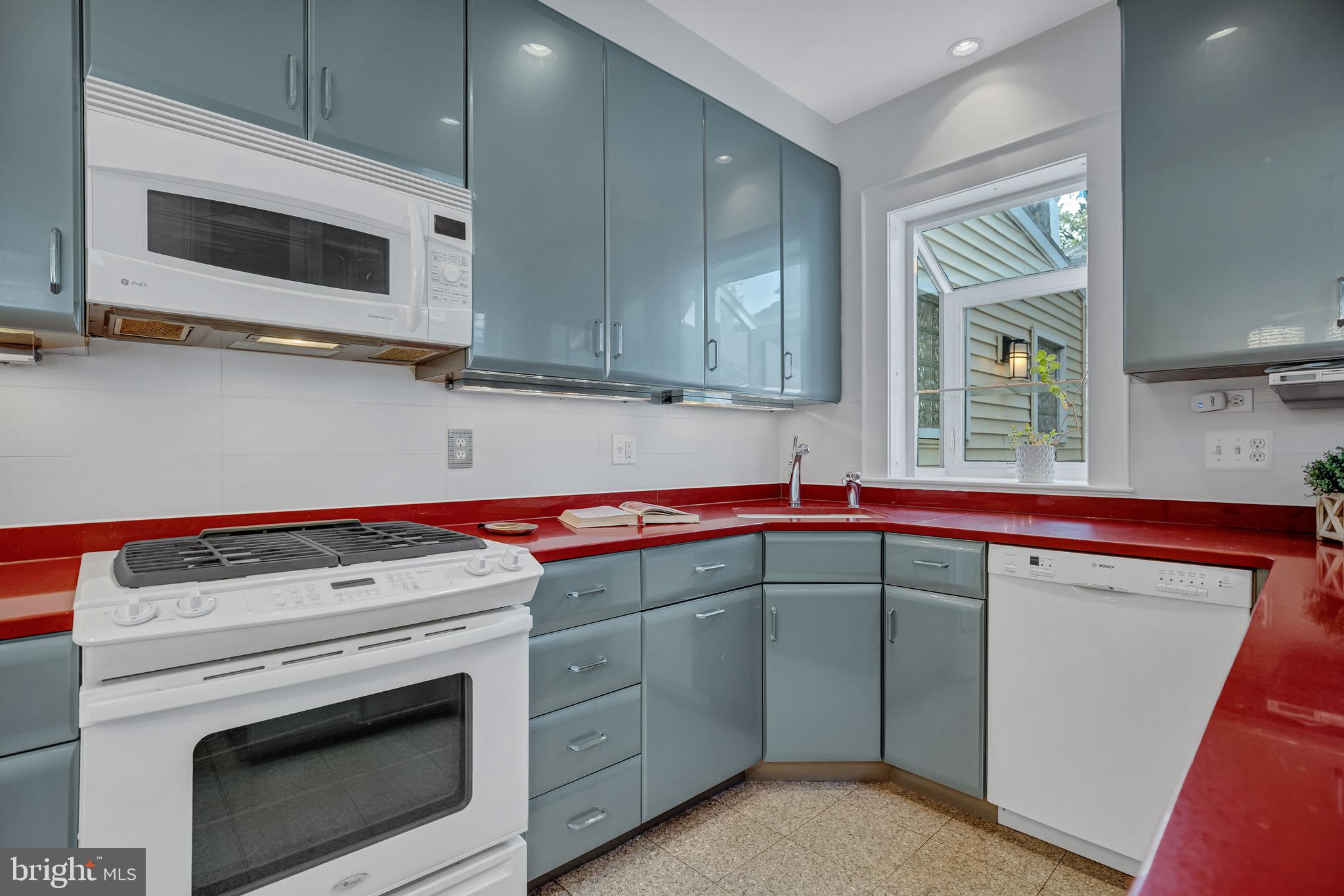 5120 WILSON LANE