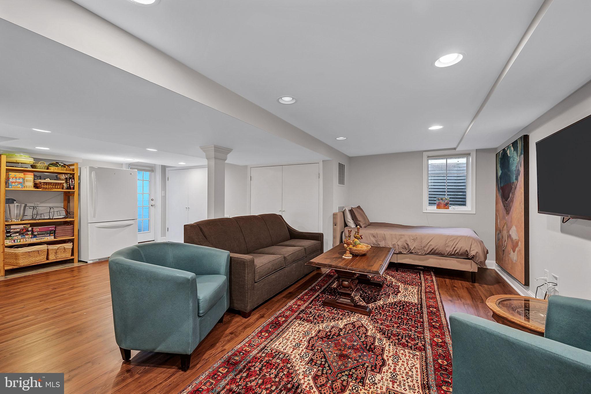 7812 CUSTER ROAD