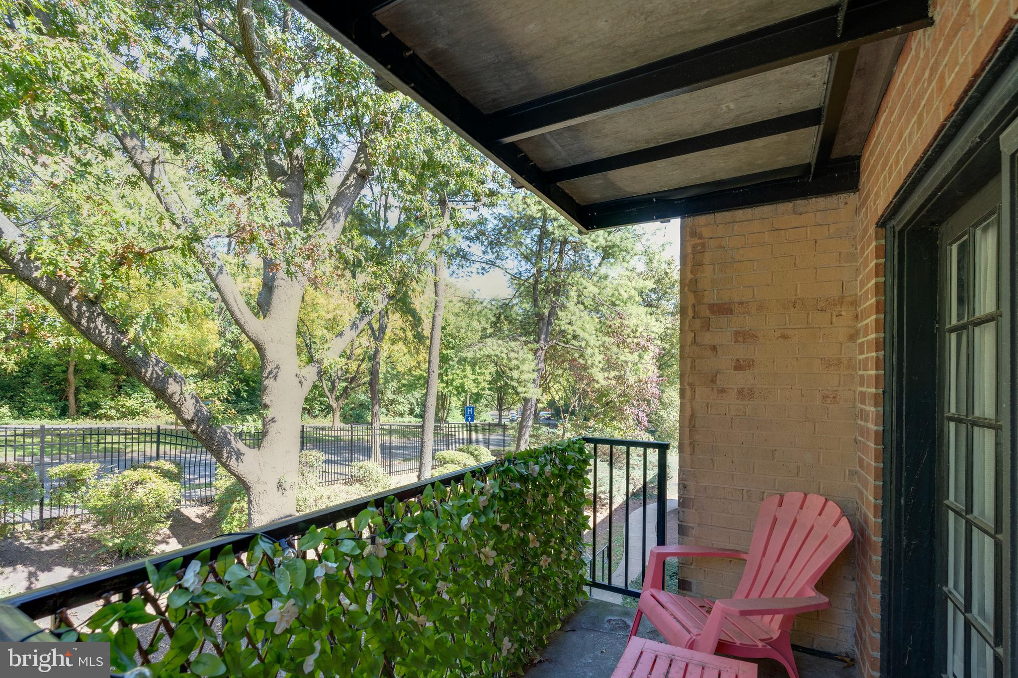 403 N Beauregard STREET Unit: 201