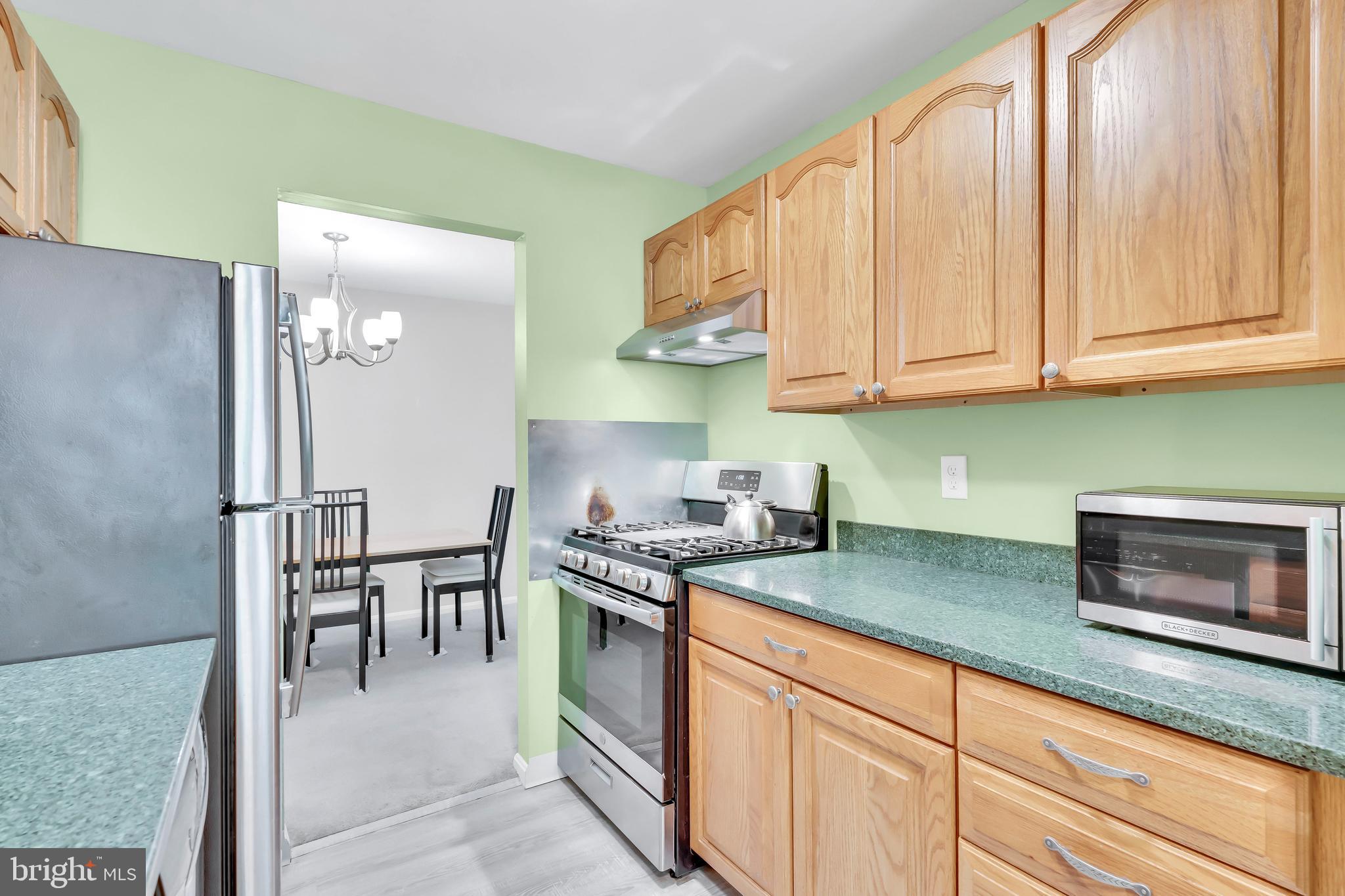 403 N Beauregard STREET Unit: 201
