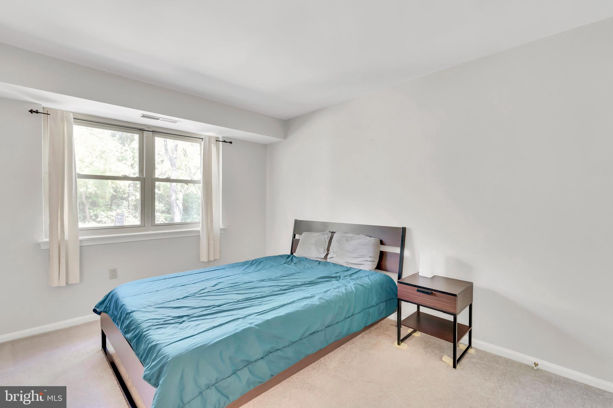 403 N Beauregard STREET Unit: 201