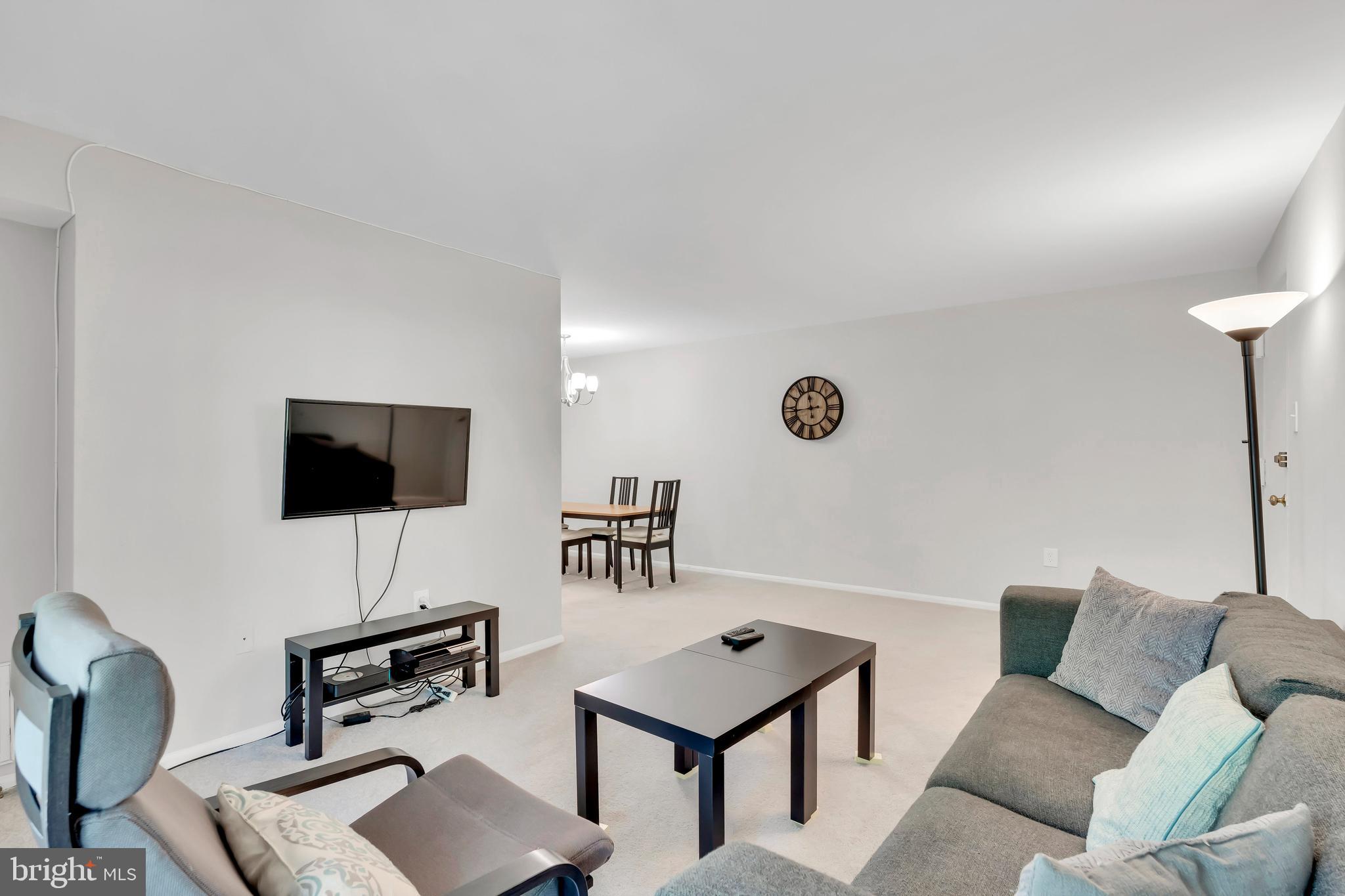 403 N Beauregard STREET Unit: 201