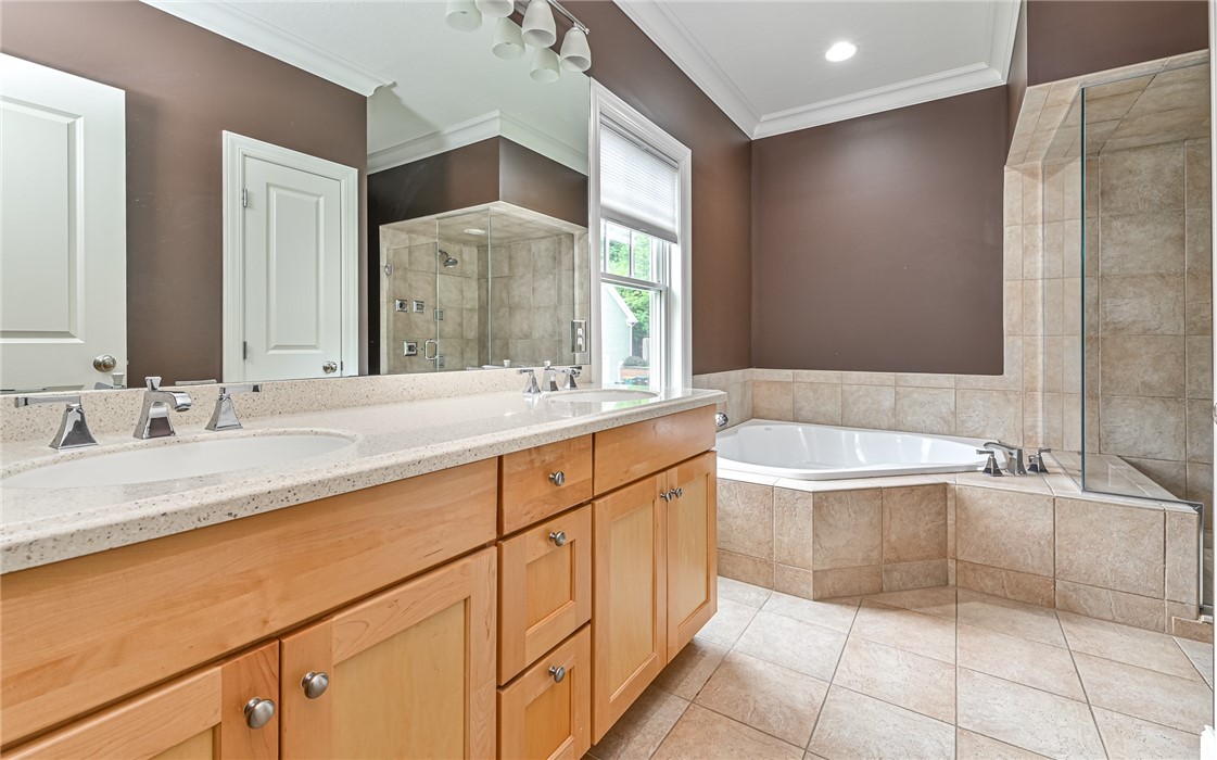 2980 Woodland Ct