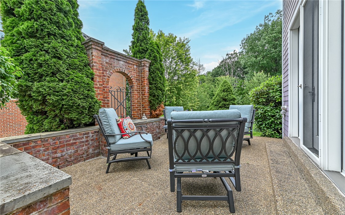 2980 Woodland Ct
