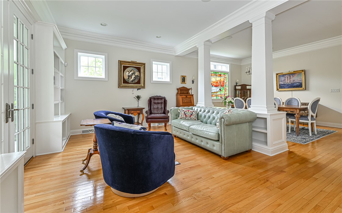 2980 Woodland Ct