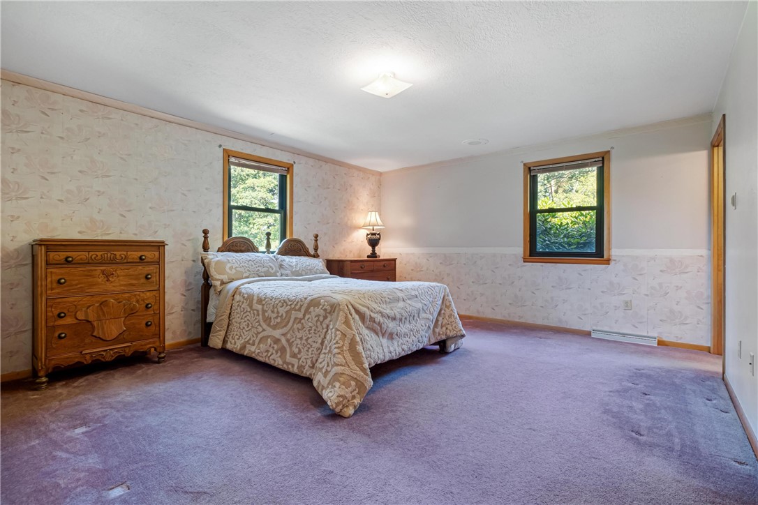 285 Rochester Rd