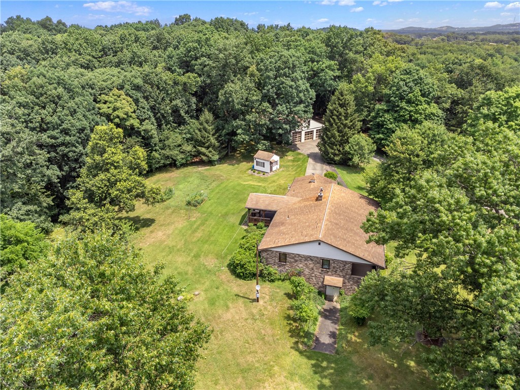 285 Rochester Rd