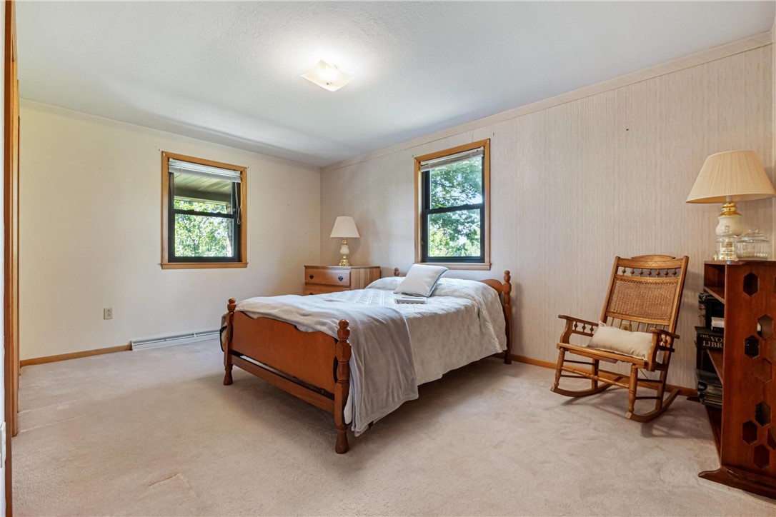 285 Rochester Rd