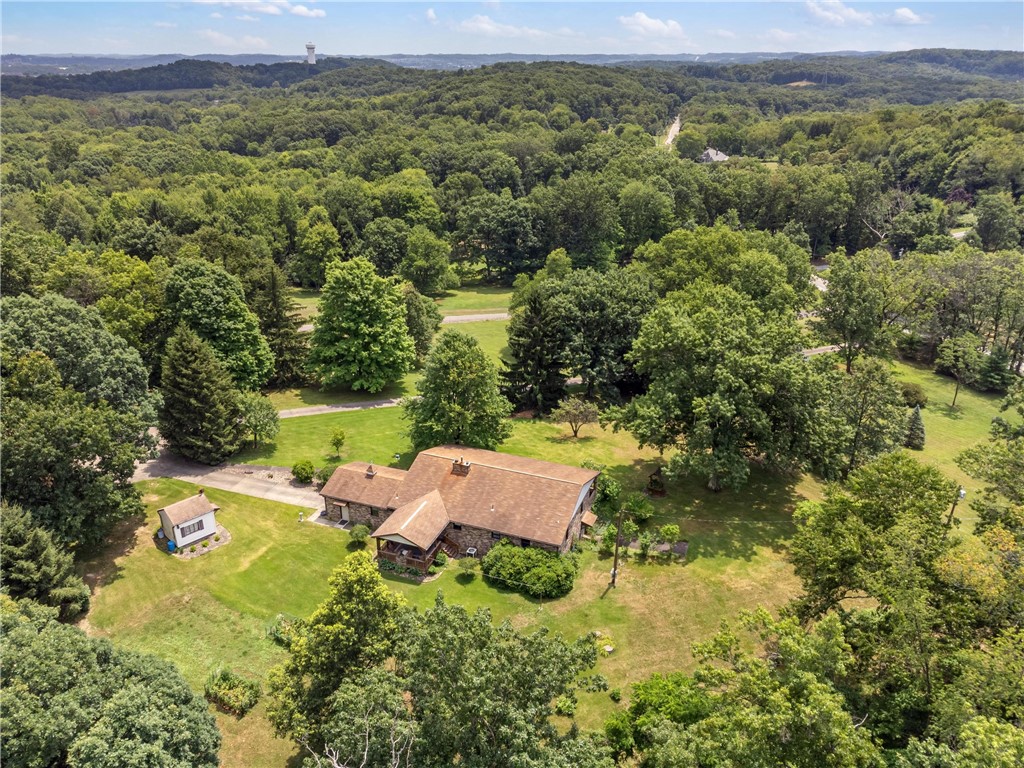 285 Rochester Rd