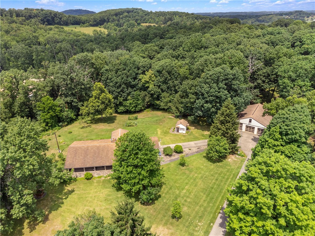 285 Rochester Rd