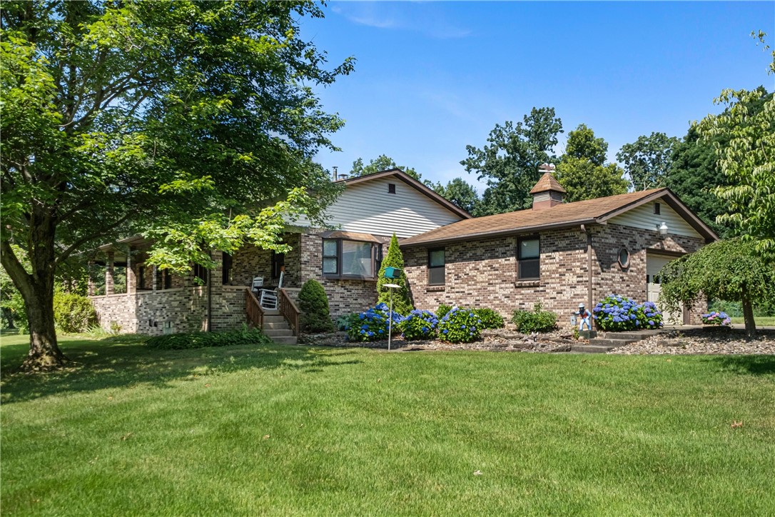 285 Rochester Rd