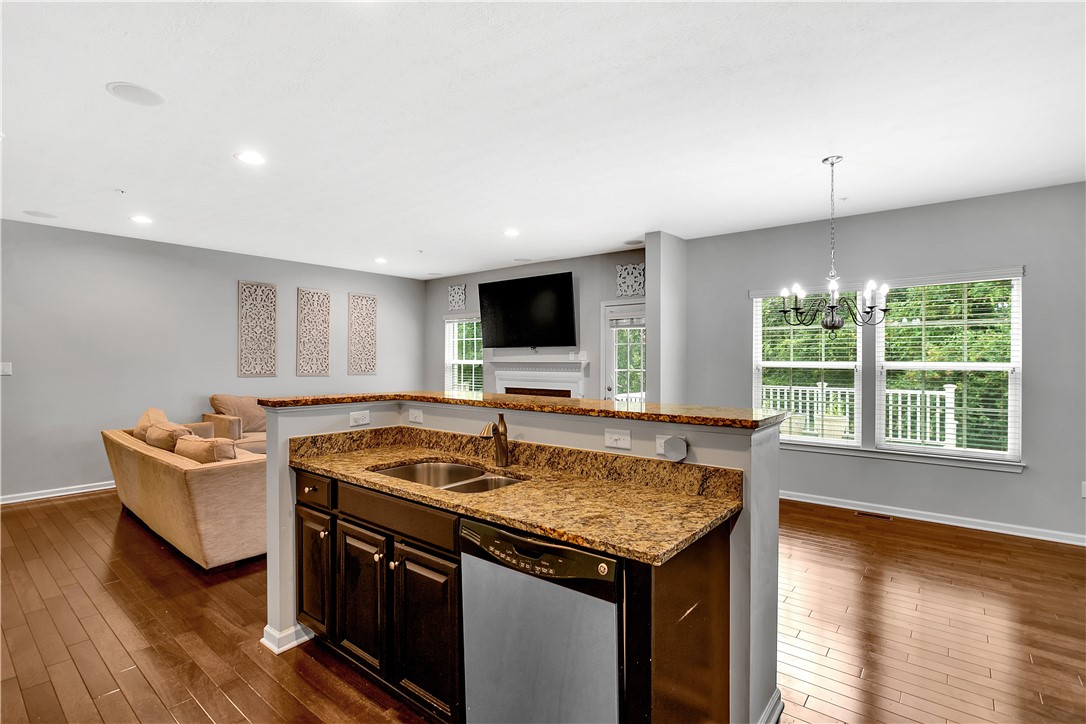 615 Fairgate Dr