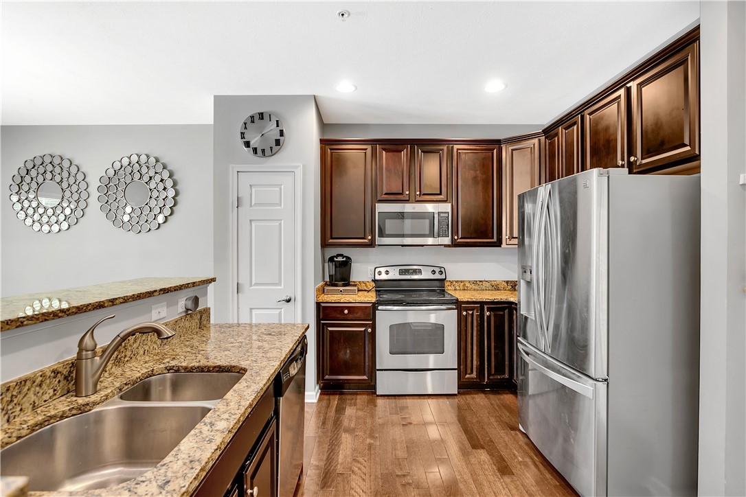 615 Fairgate Dr
